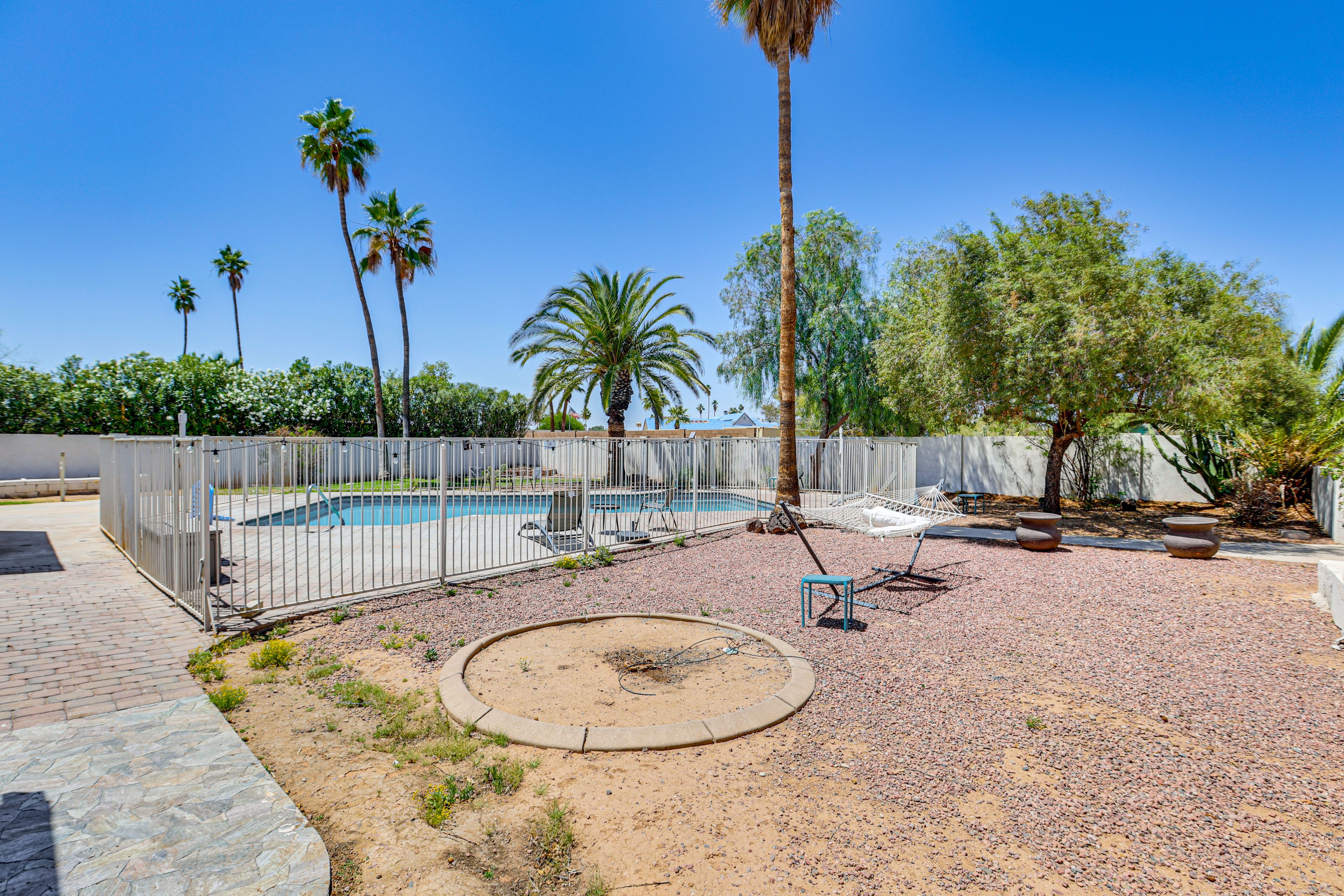 Backyard | Hammock