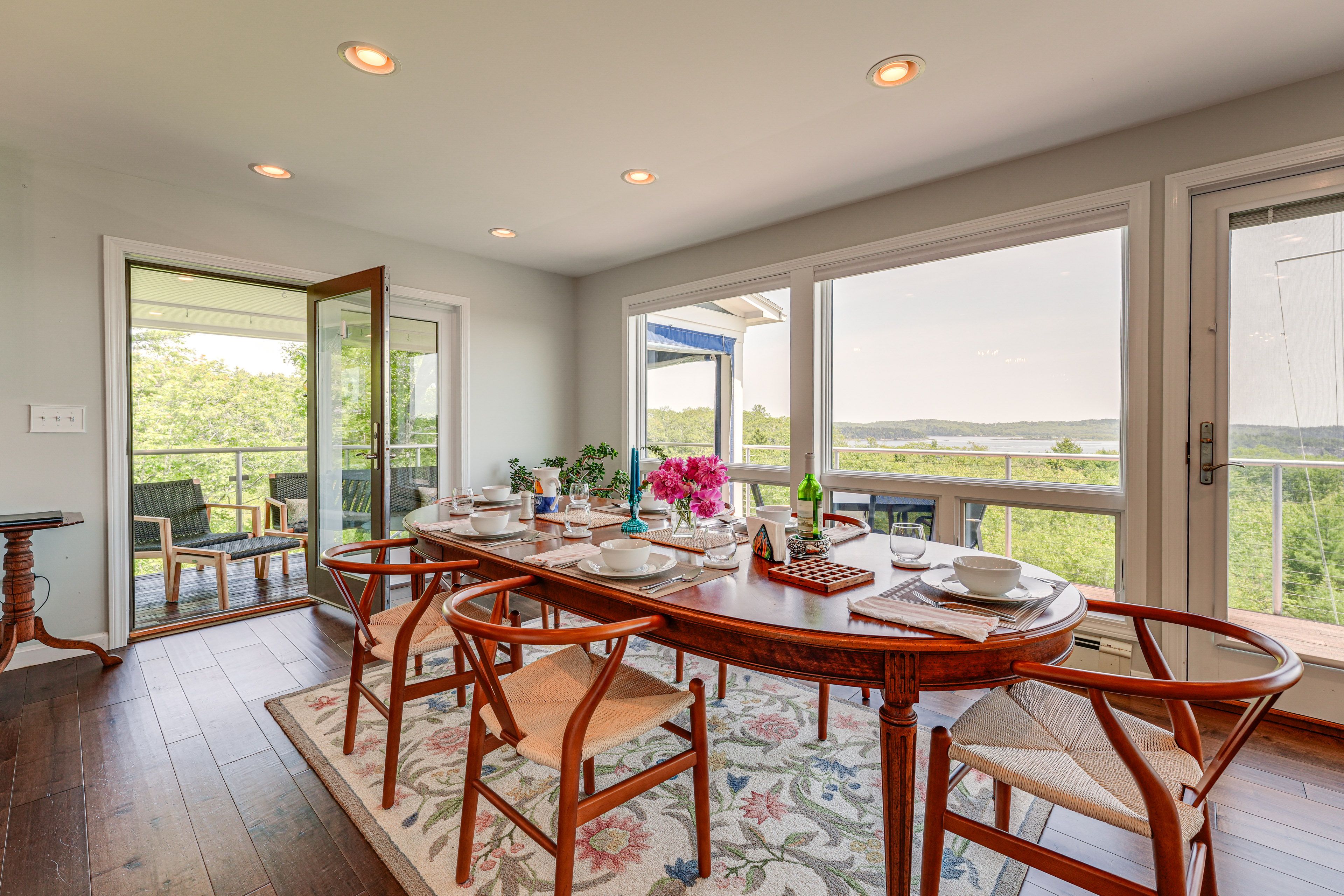 Dining Table | Main Level