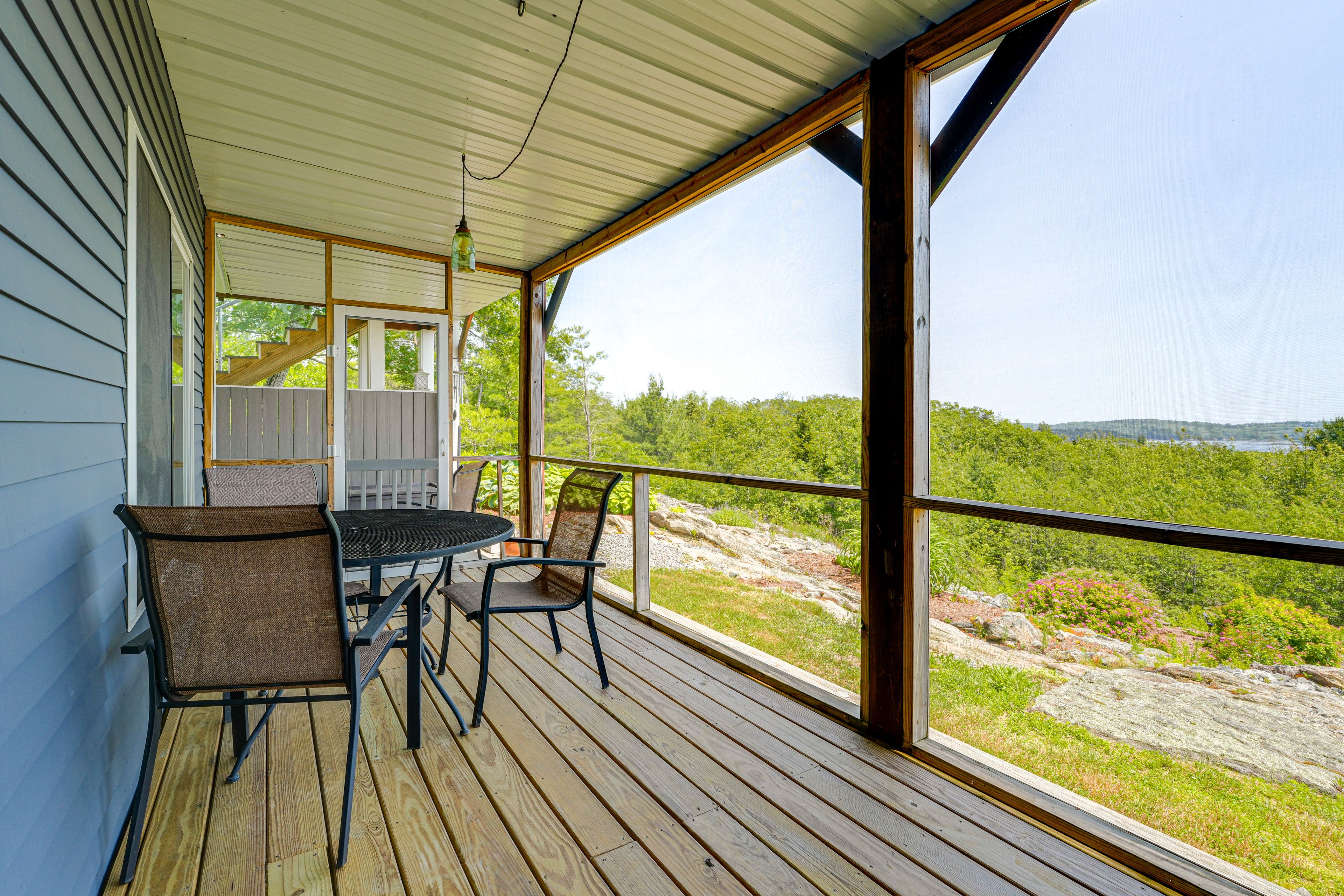 Screened Porch | Propane Fire Pit | Access From Lower Level