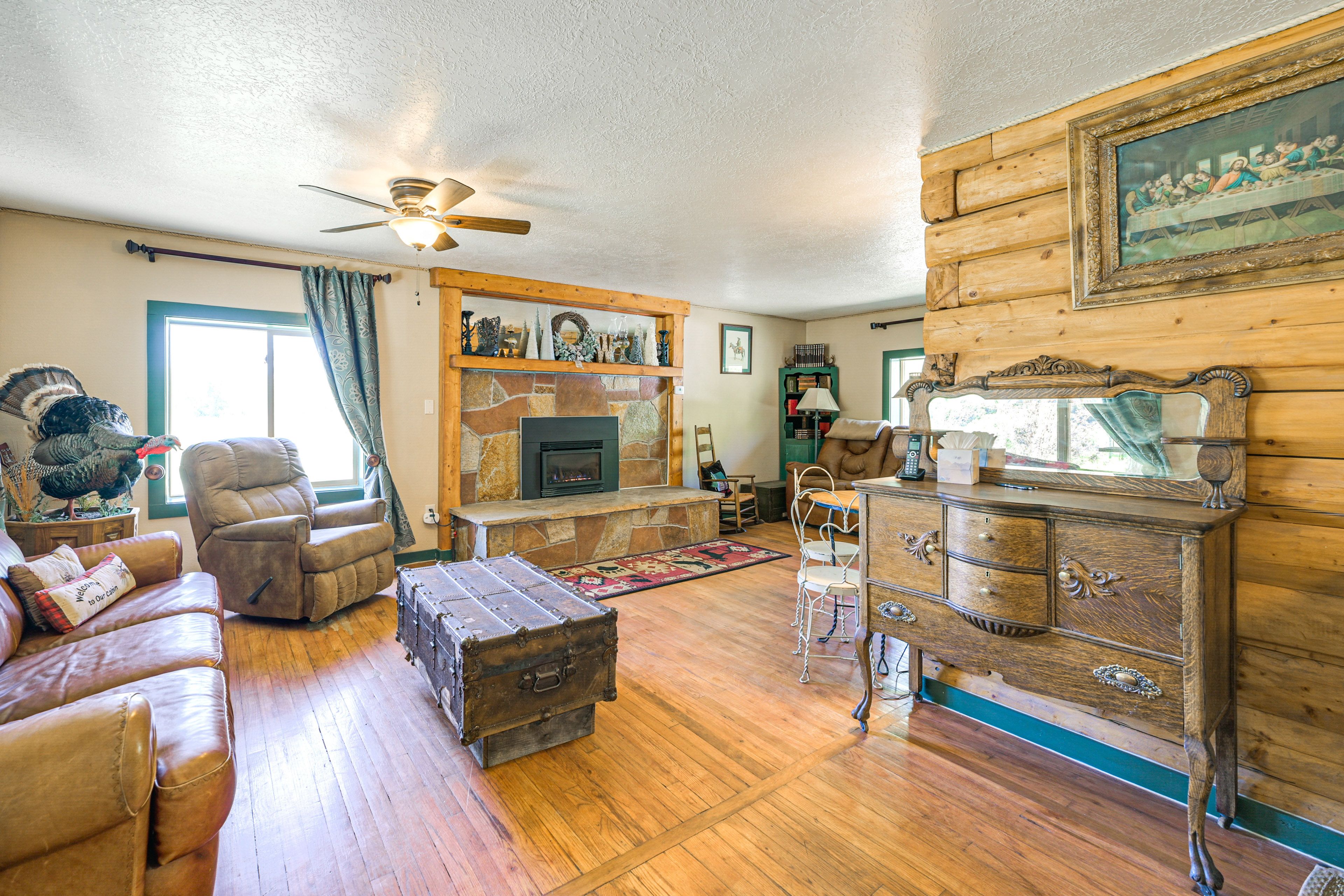 Living Room | 1st Floor | Fireplace | Electric Heating | Flat-Screen TV
