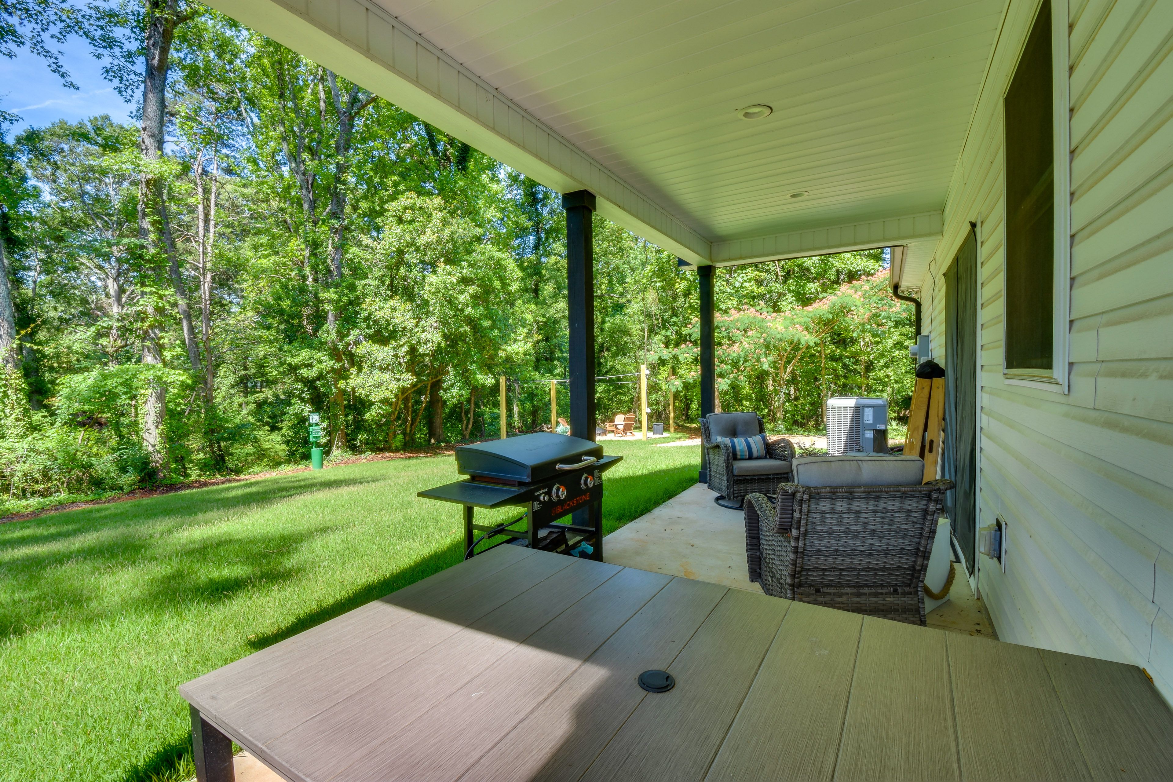 House Exterior | Covered Patio | Dining Area | Gas Griddle