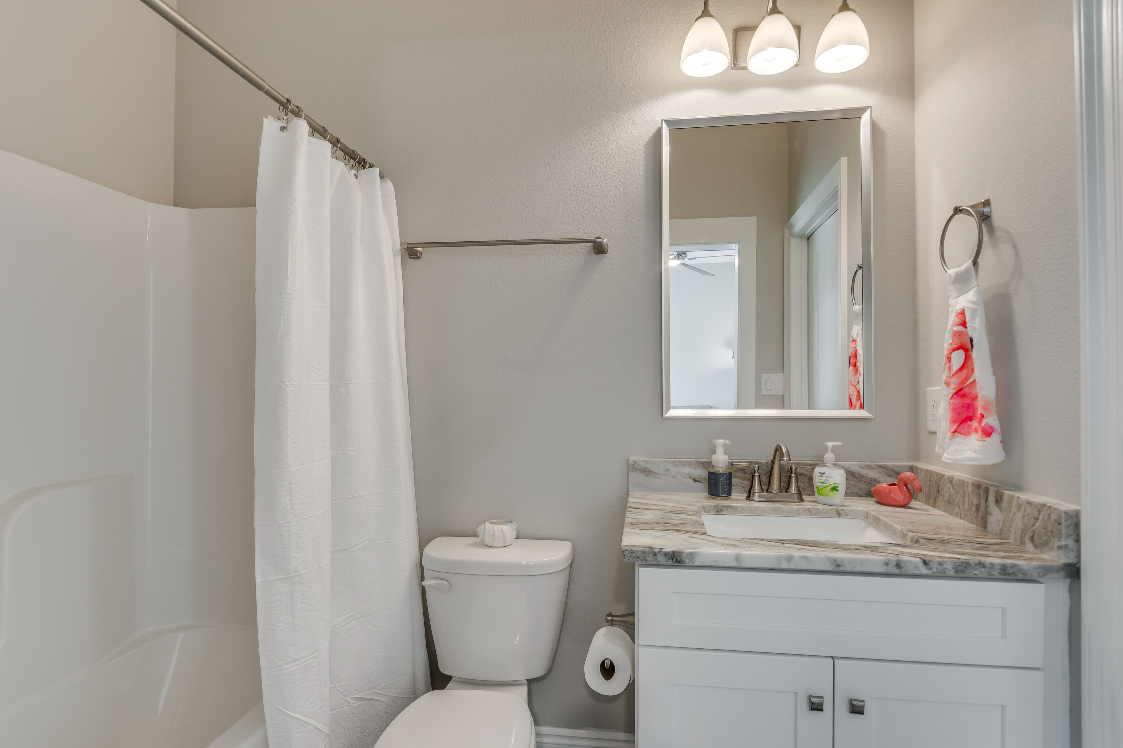 Full Bathroom