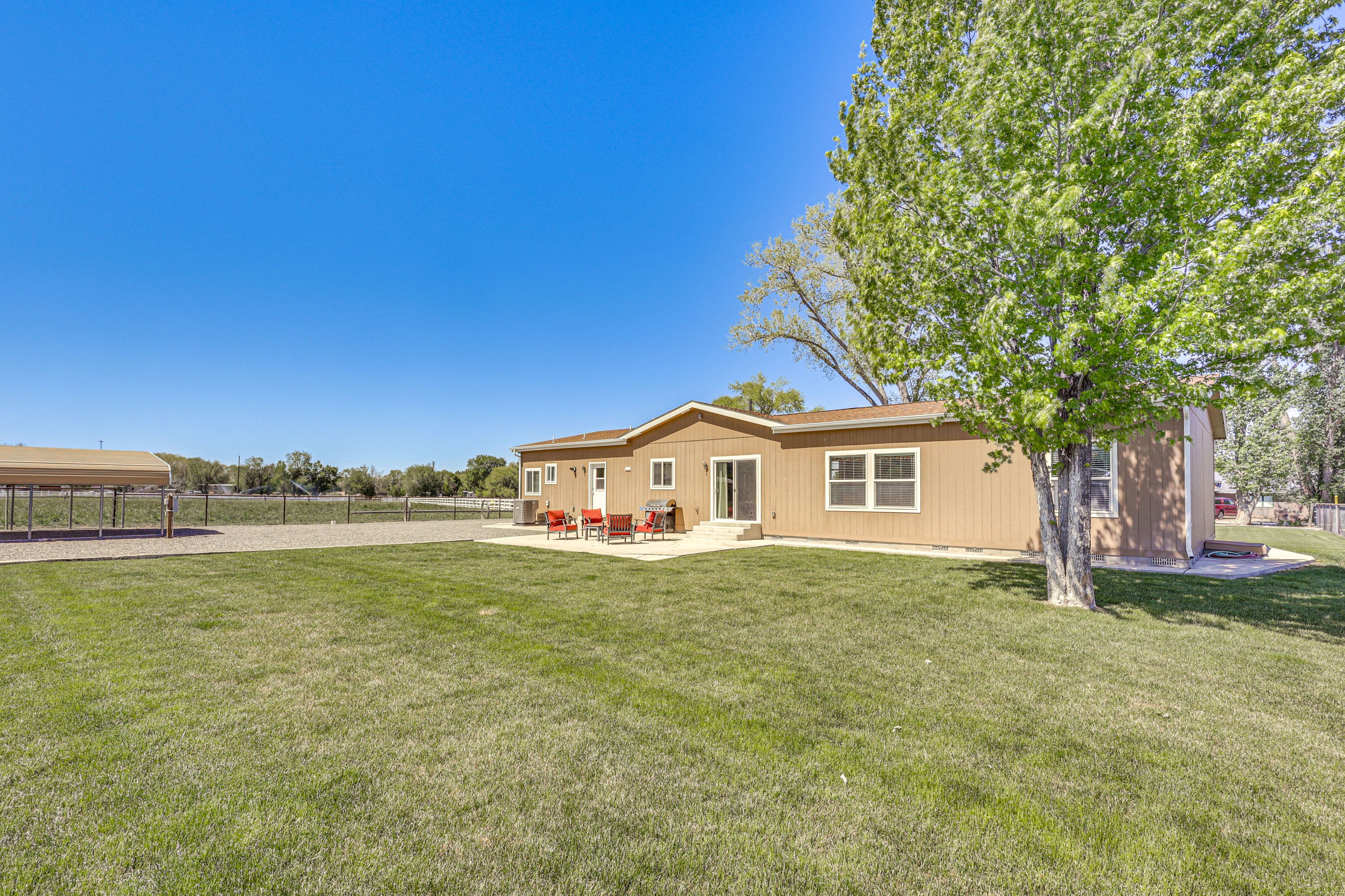 Aztec Vacation Rental | 4BR | 2BA | 2,000 Sq Ft | 4 Steps to Enter