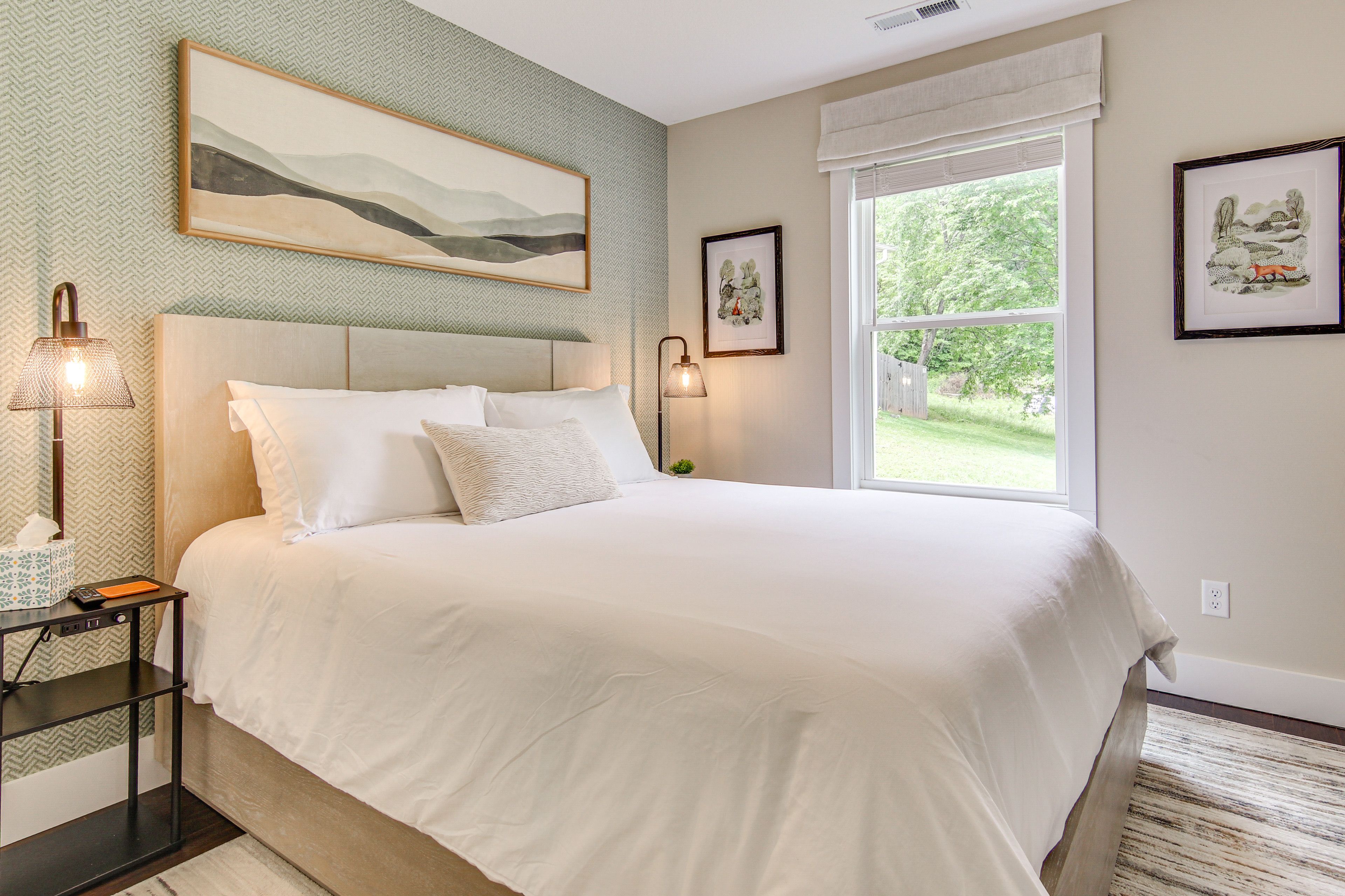 Bedroom 2 | Queen Bed