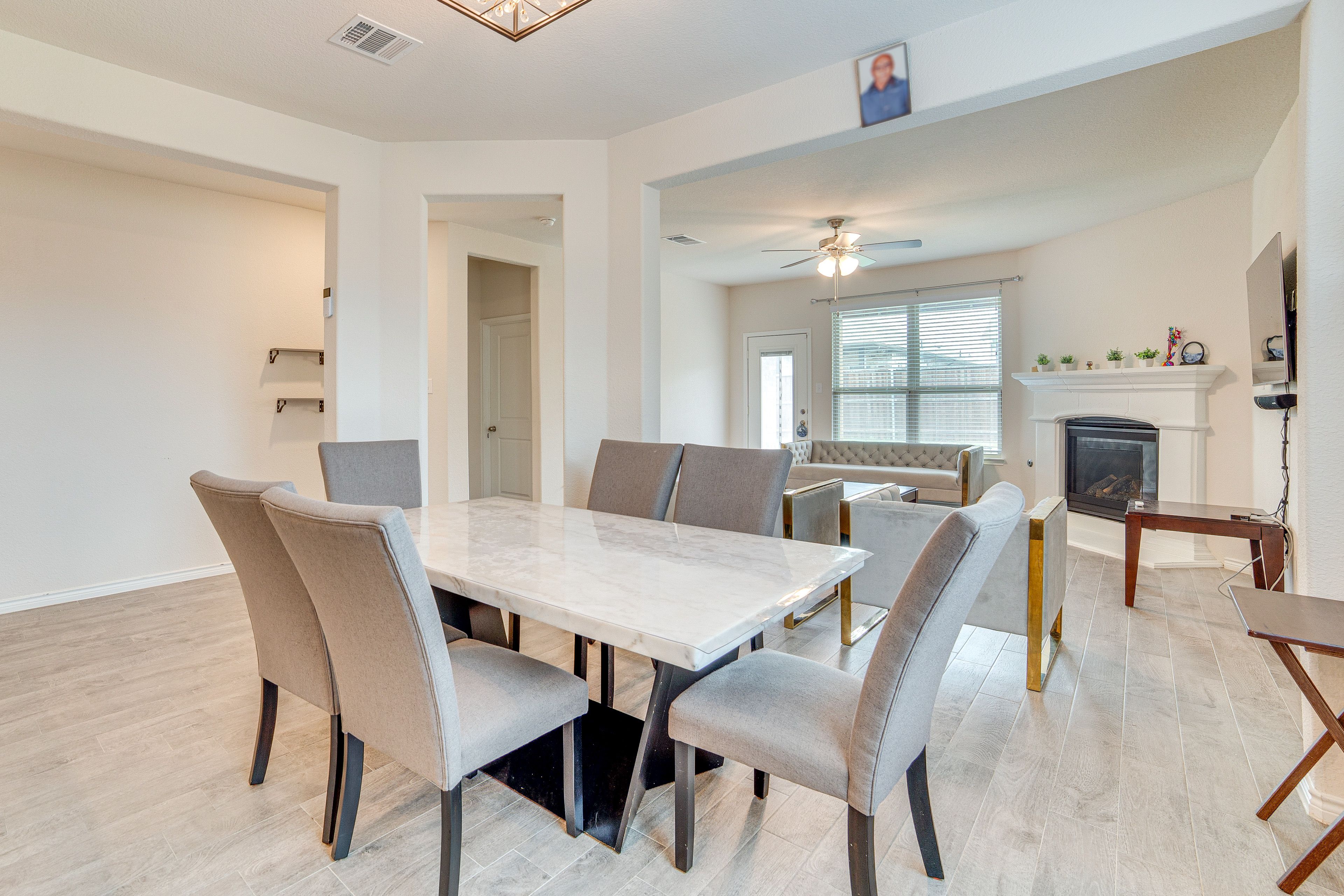 Dining Area | 1st Floor