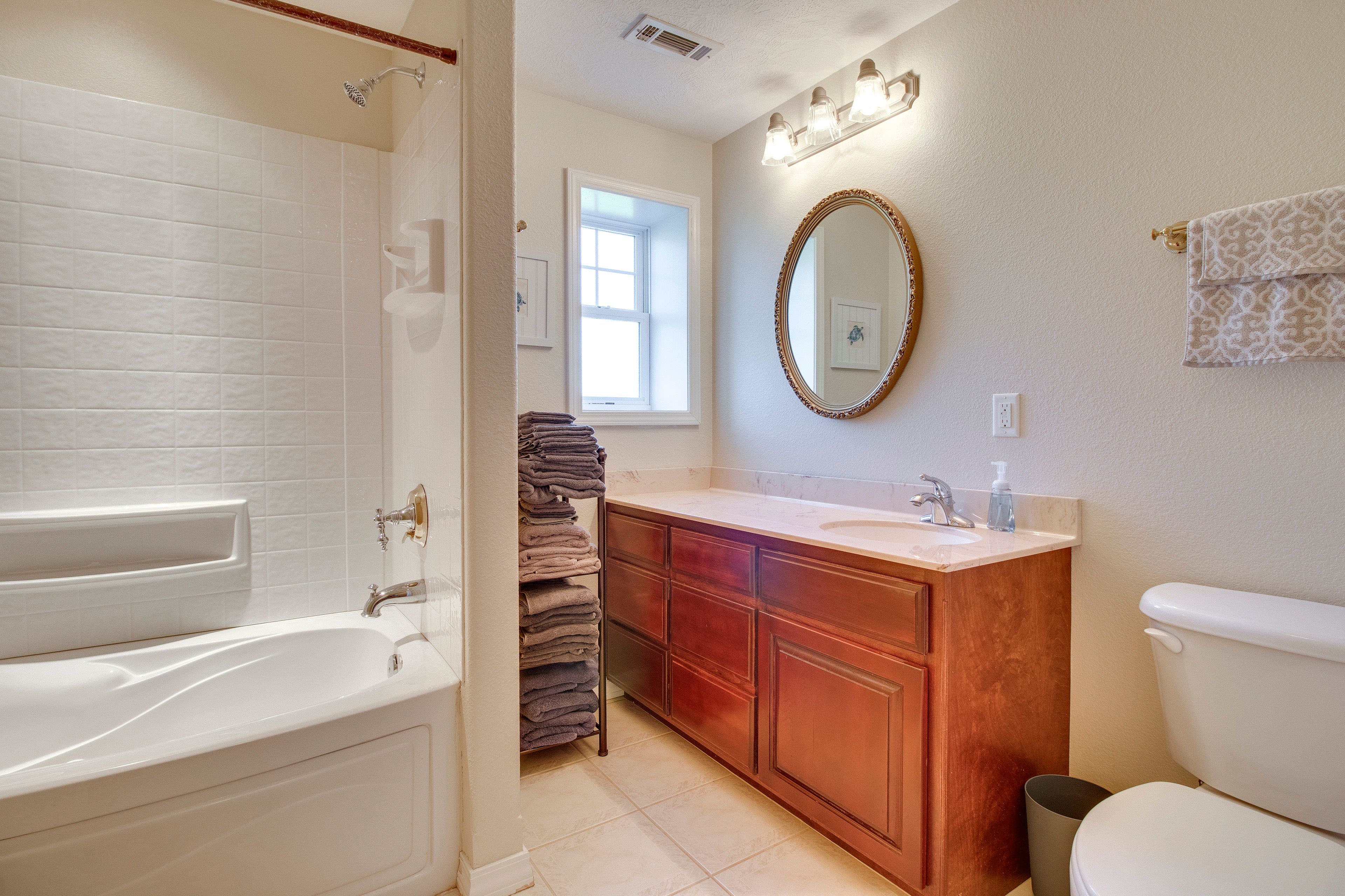 Full Bathroom | Lower Level
