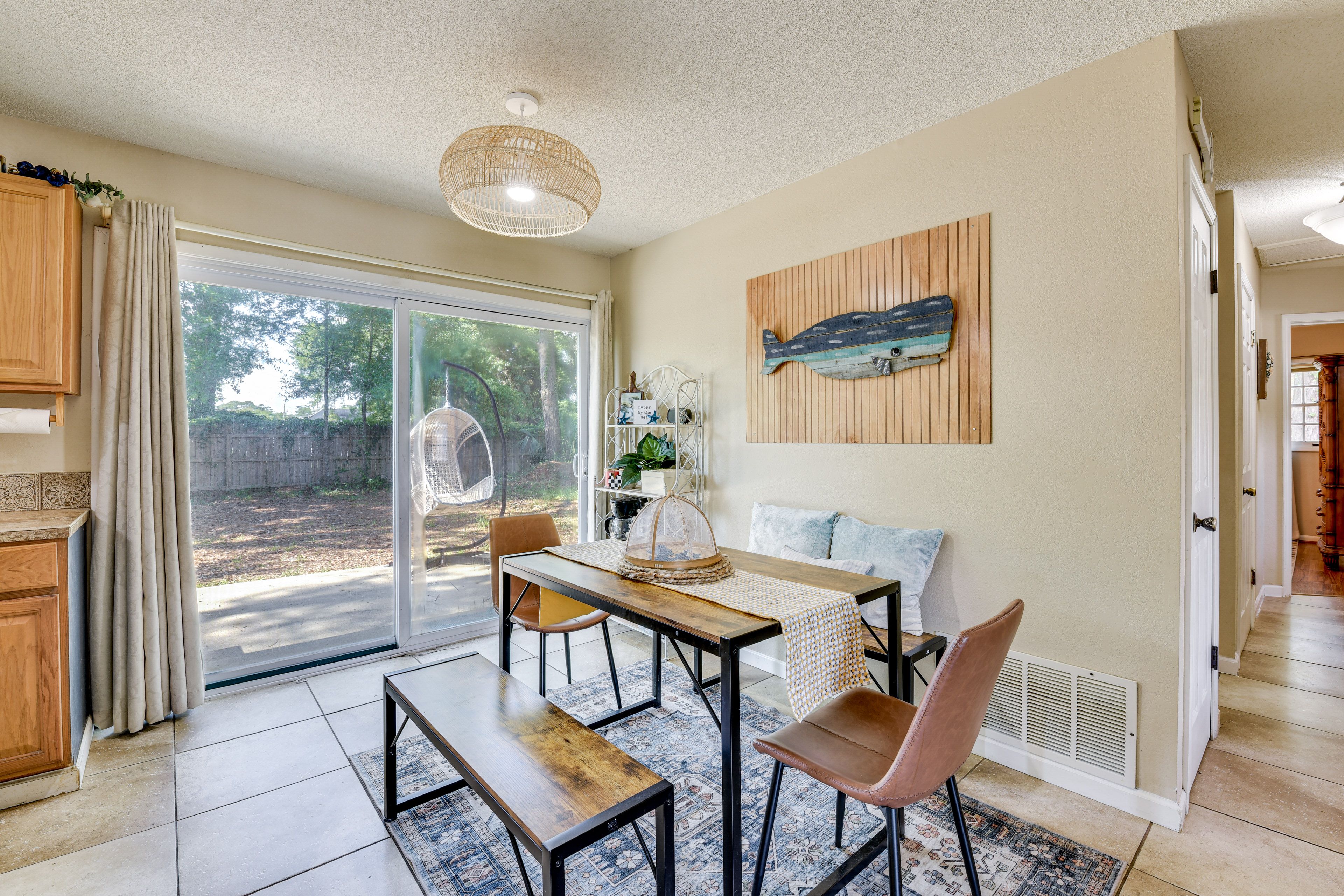 Fort Walton Beach Vacation Rental | 3BR | 1.5BA | 1,100 Sq Ft | 2 Steps Required