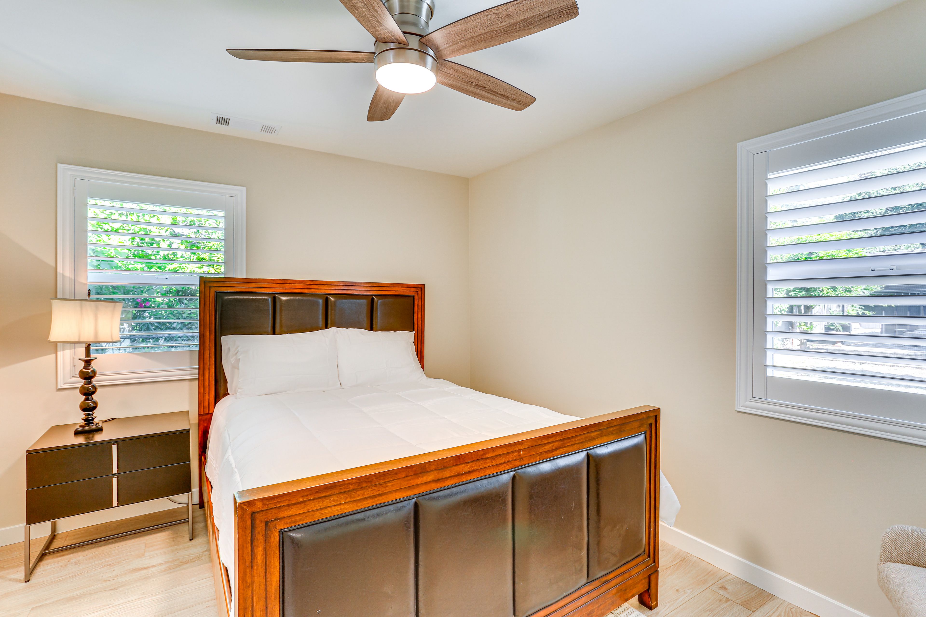 Bedroom 1 | Queen Bed | Smart TV | Linens Provided