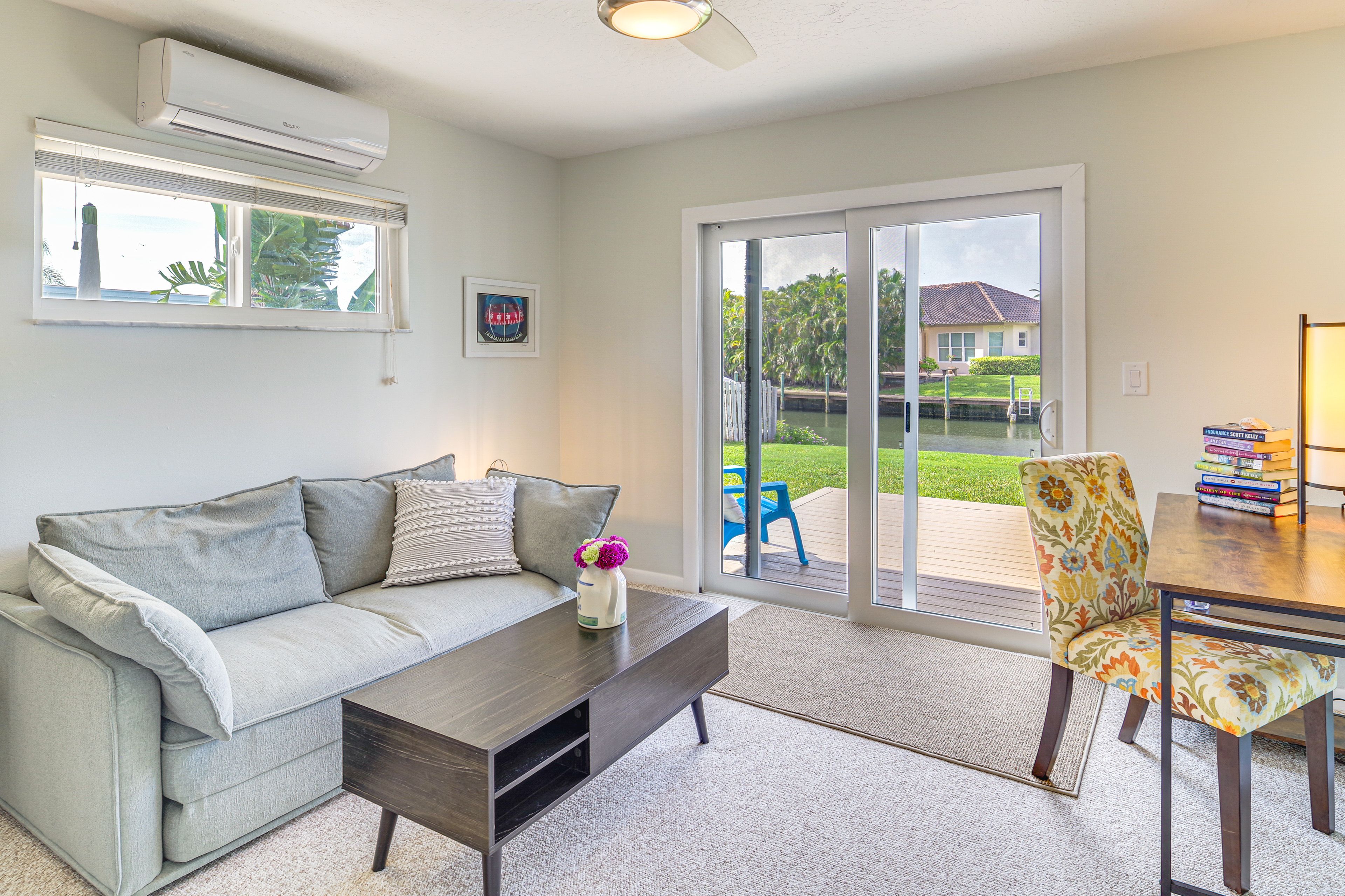 Living Area | Smart TV | Laptop Workspace | Free WiFi | Full Sleeper Sofa