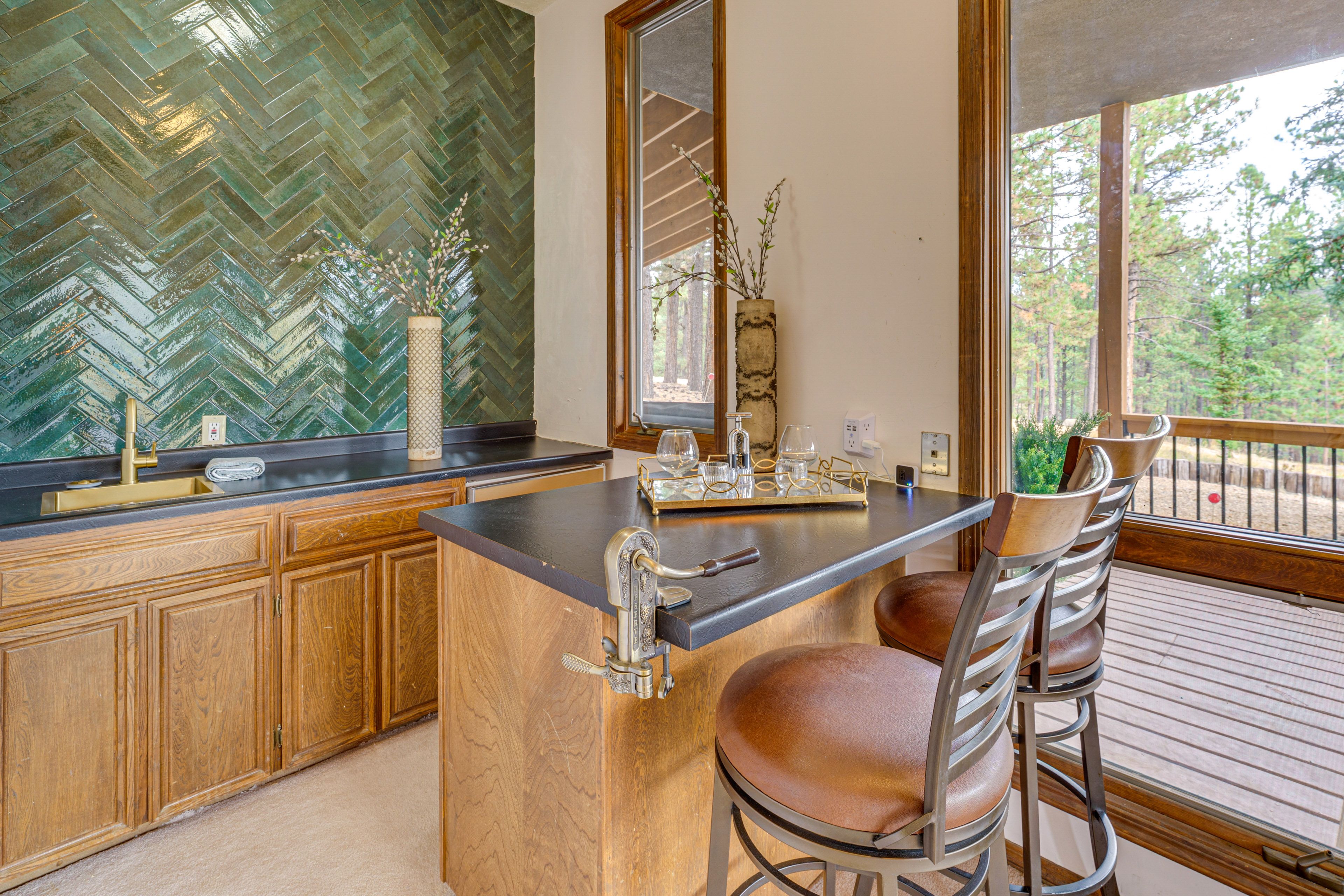 Addt'l Wet Bar w/ Mini Fridge | 1st Floor