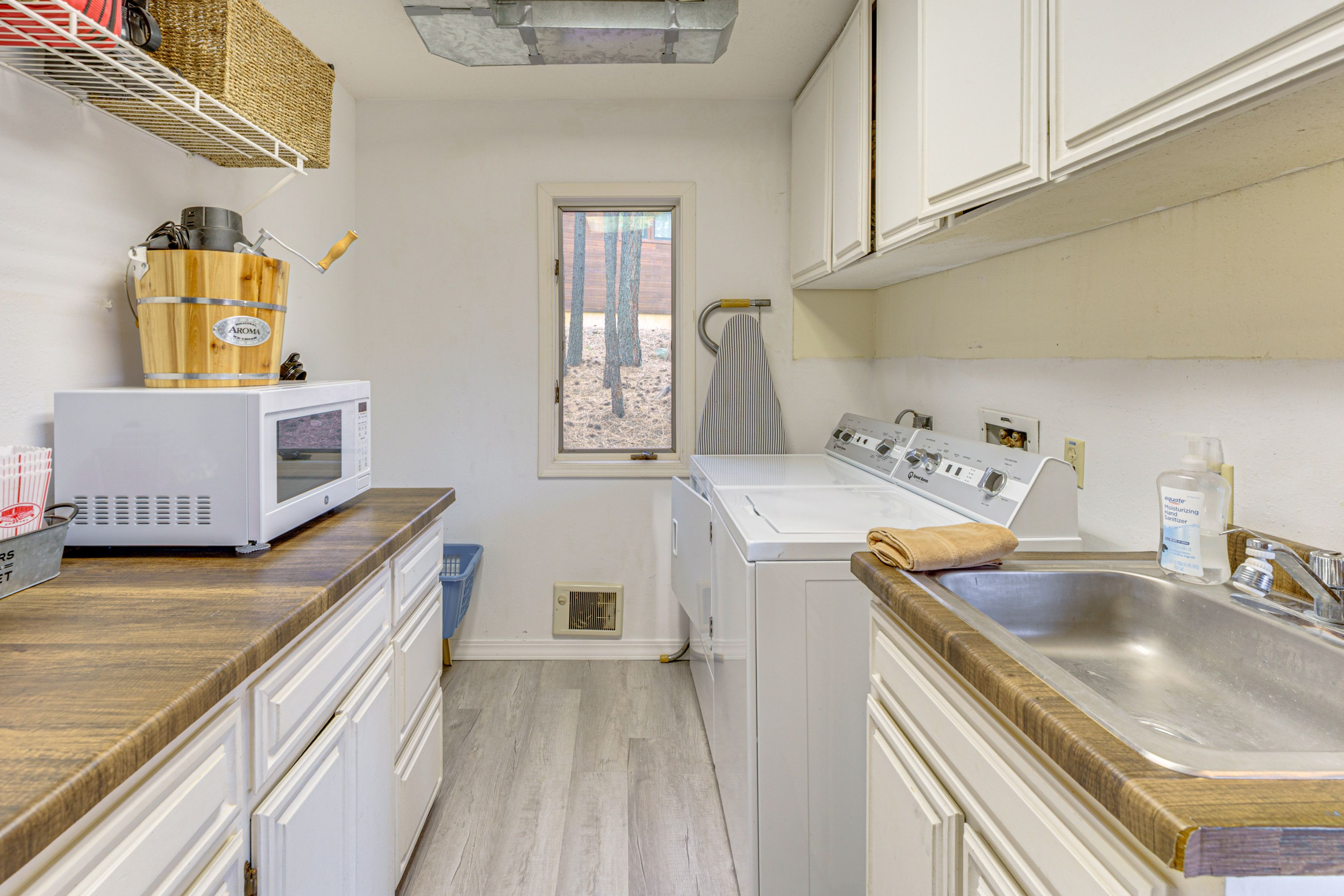 Laundry | 1st Floor