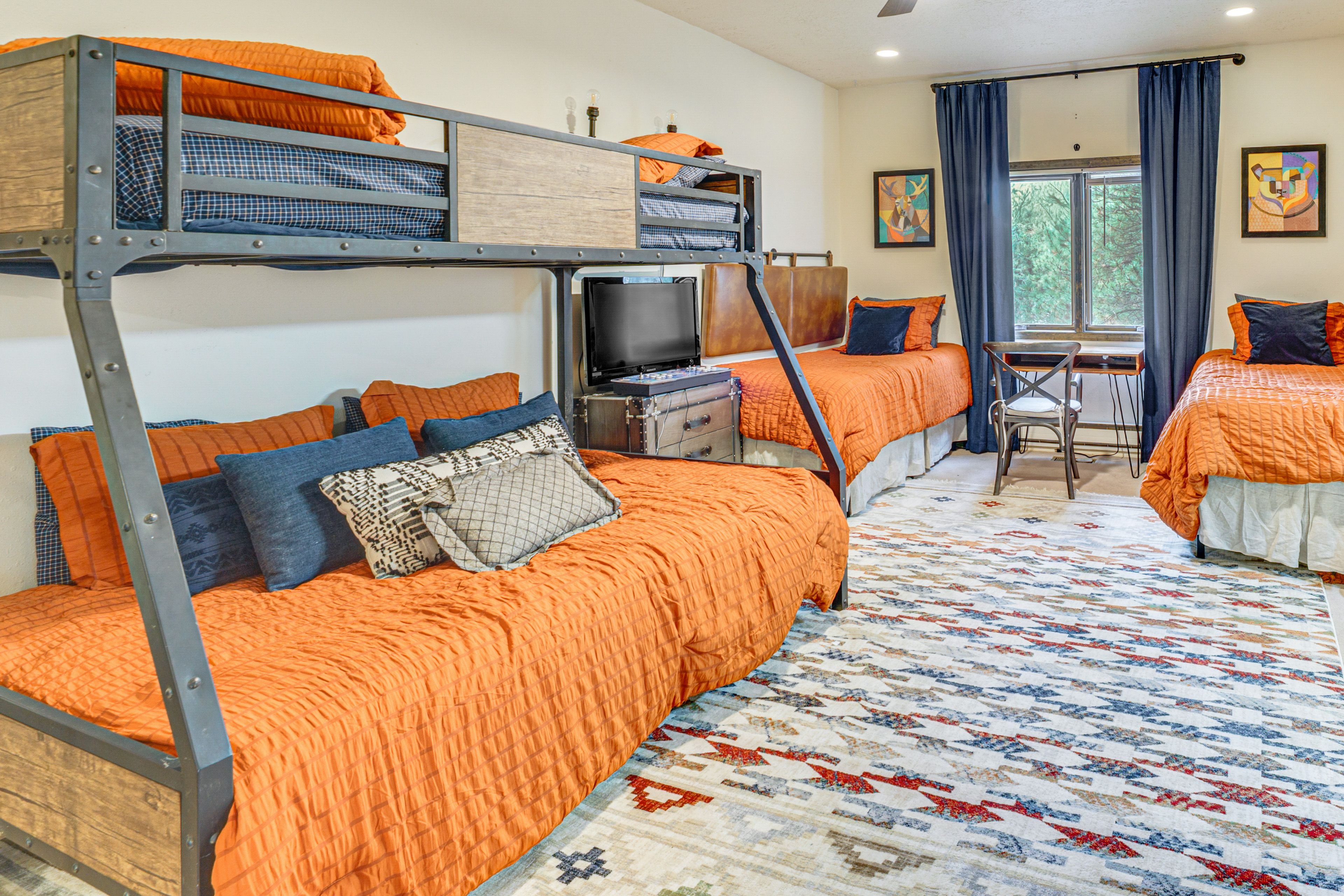 Bedroom 6 | Twin/Full Bunk Bed | 2 Twin Beds | TV | 1st Floor