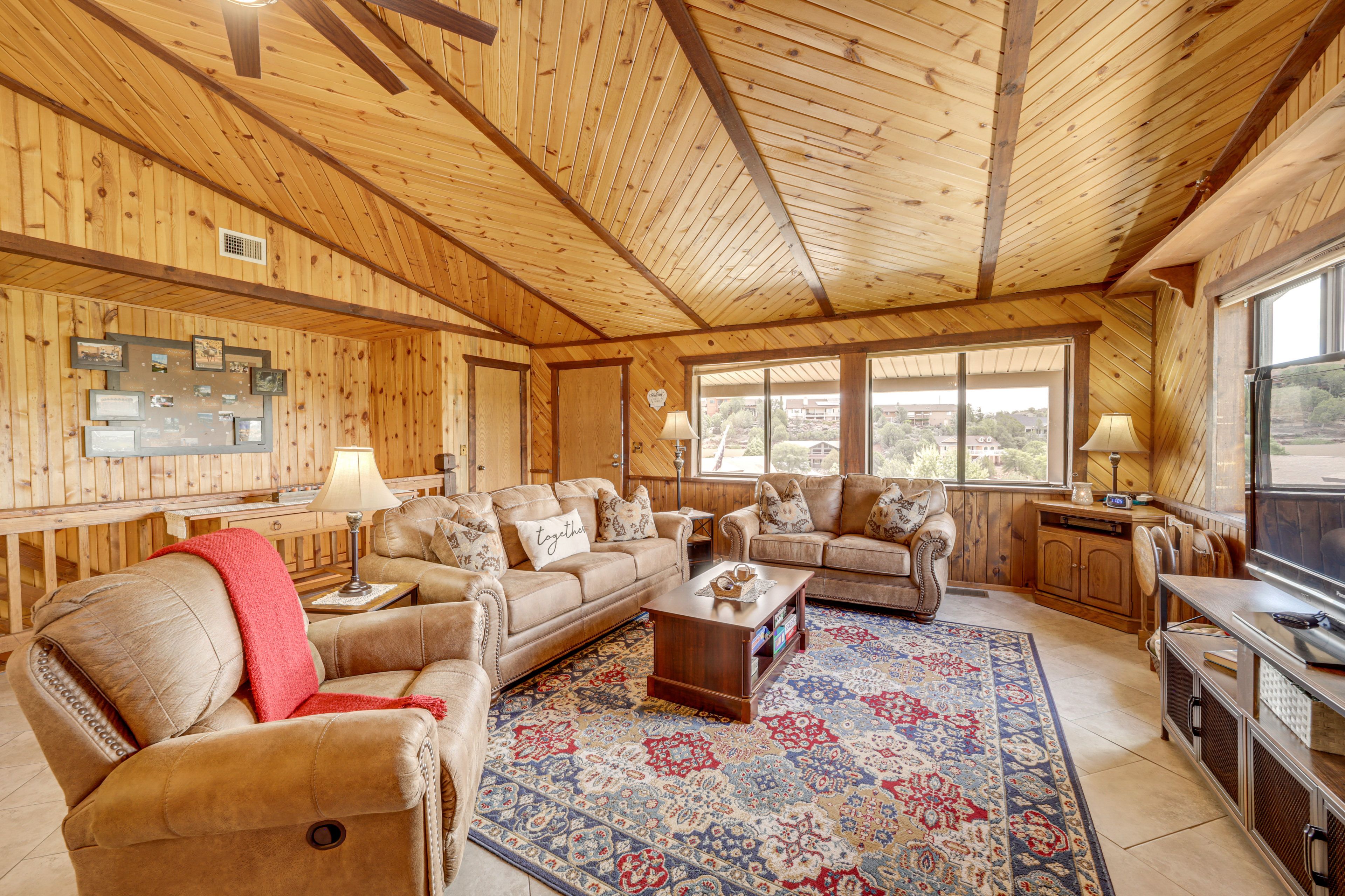 Living Room | Main Floor | Smart TV