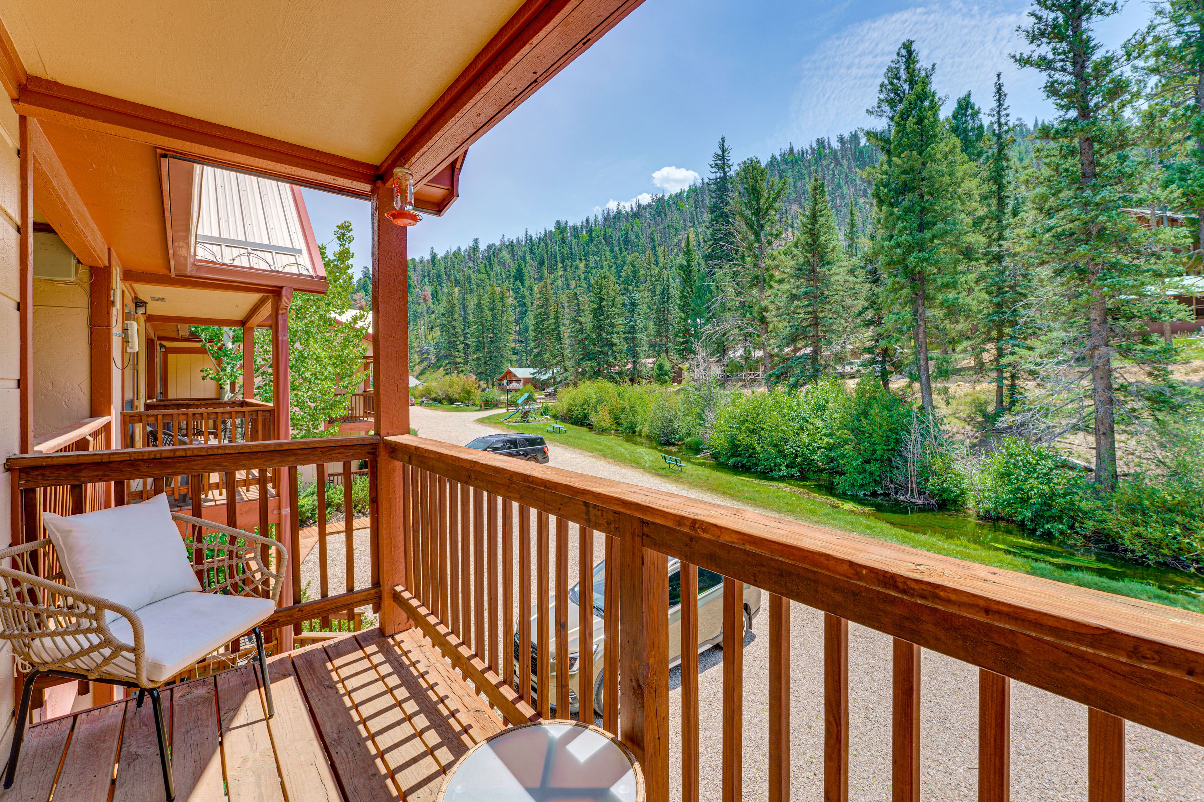 Red River Vacation Rental | 2BR | 2BA | 1,000 Sq Ft | Stairs Required
