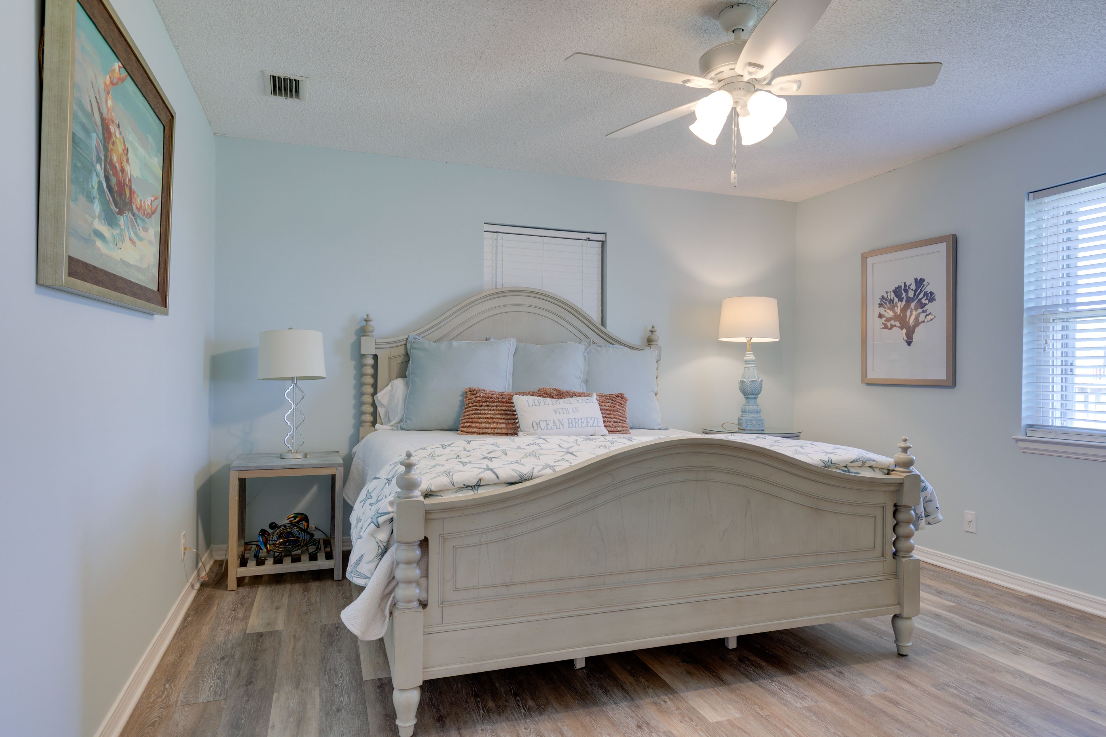 Bedroom 1 | King Bed | Smart TV | Linens Provided
