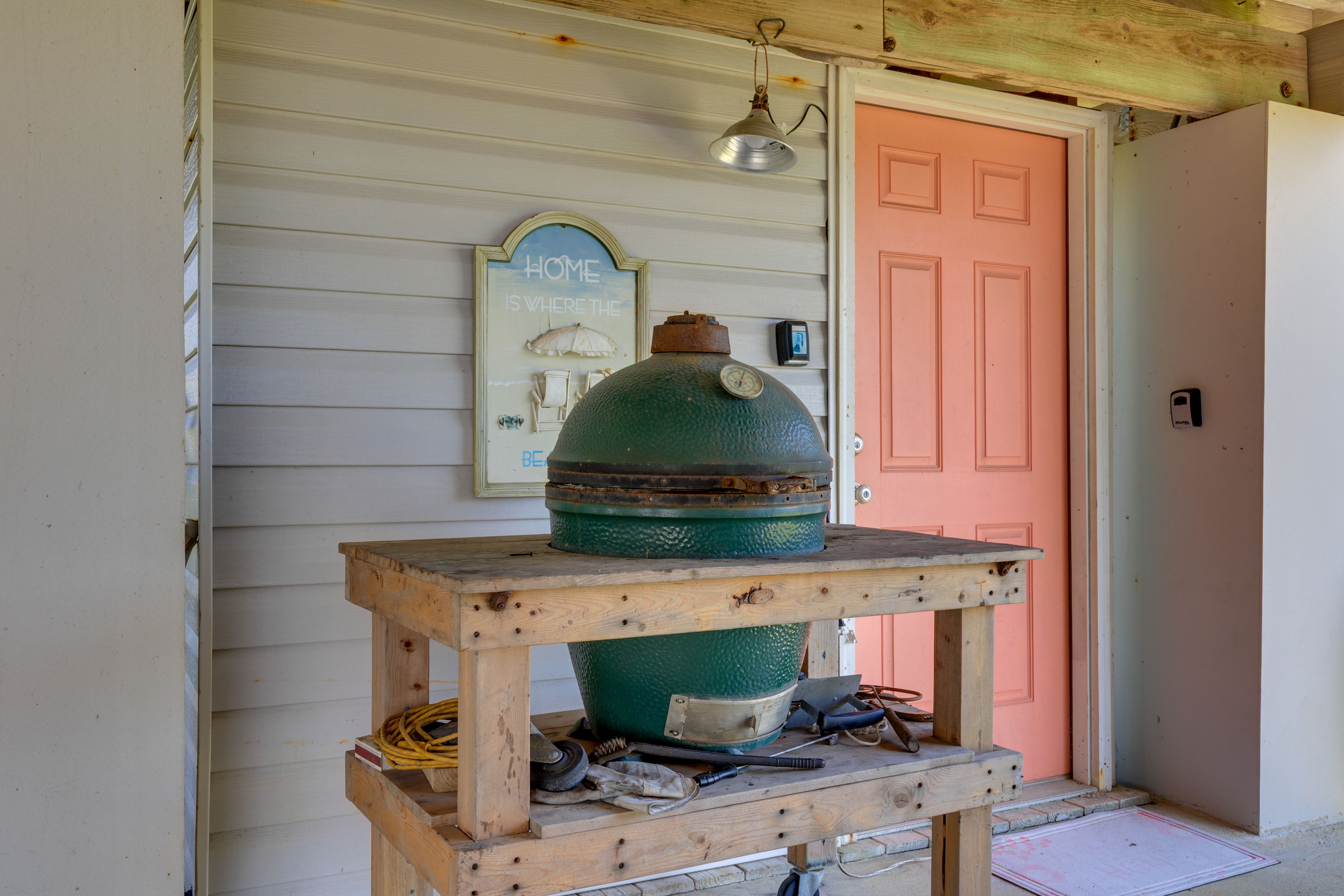 Covered Patio | Big Green Egg