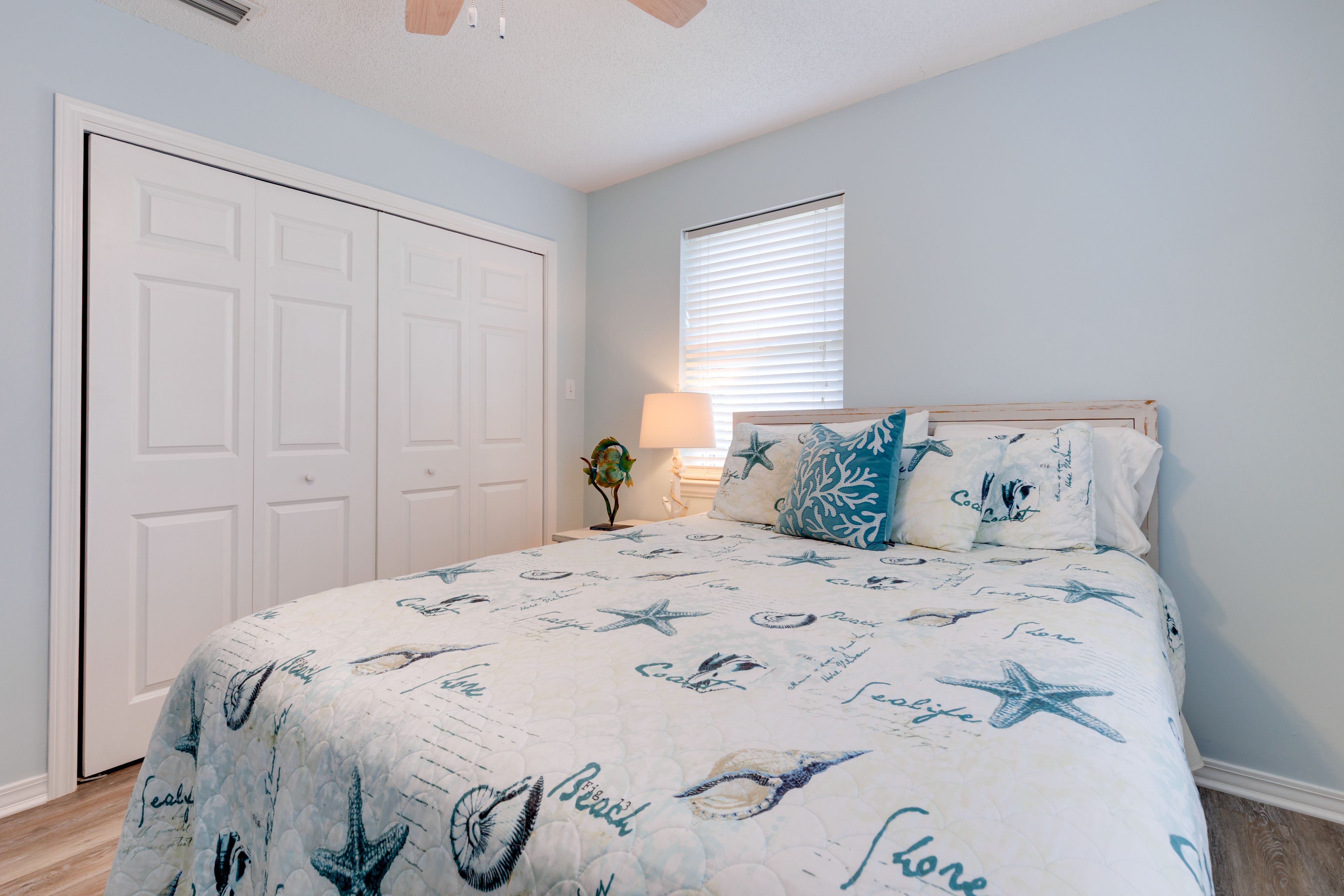 Bedroom 3 | Queen Bed | Smart TV