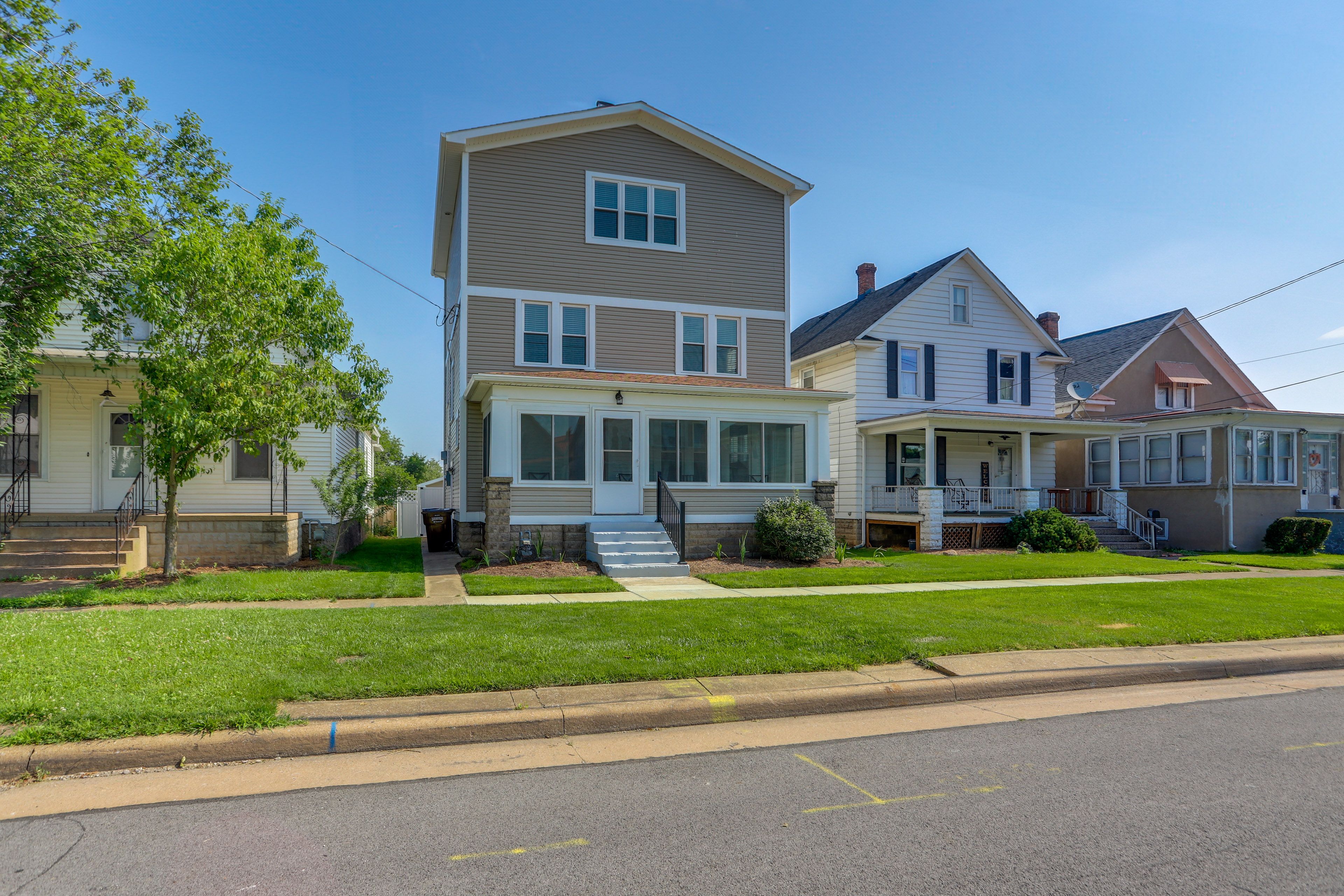 Sandusky Vacation Rental | 5BR | 2.5BA | Stairs Required | 2,184 Sq Ft