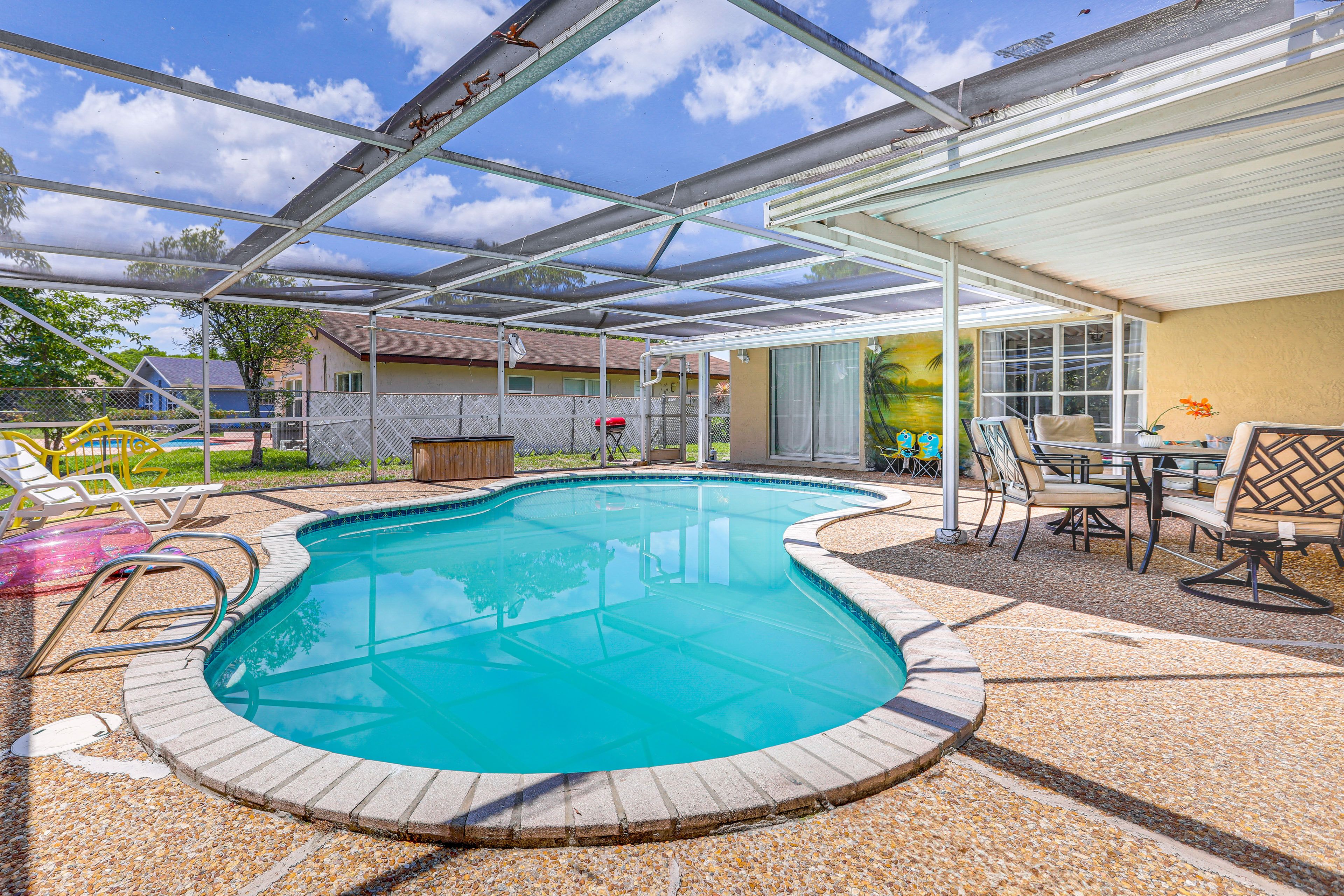 West Palm Beach Vacation Rental | 3BR | 2BA | 1,915 Sq Ft | Step-Free Access