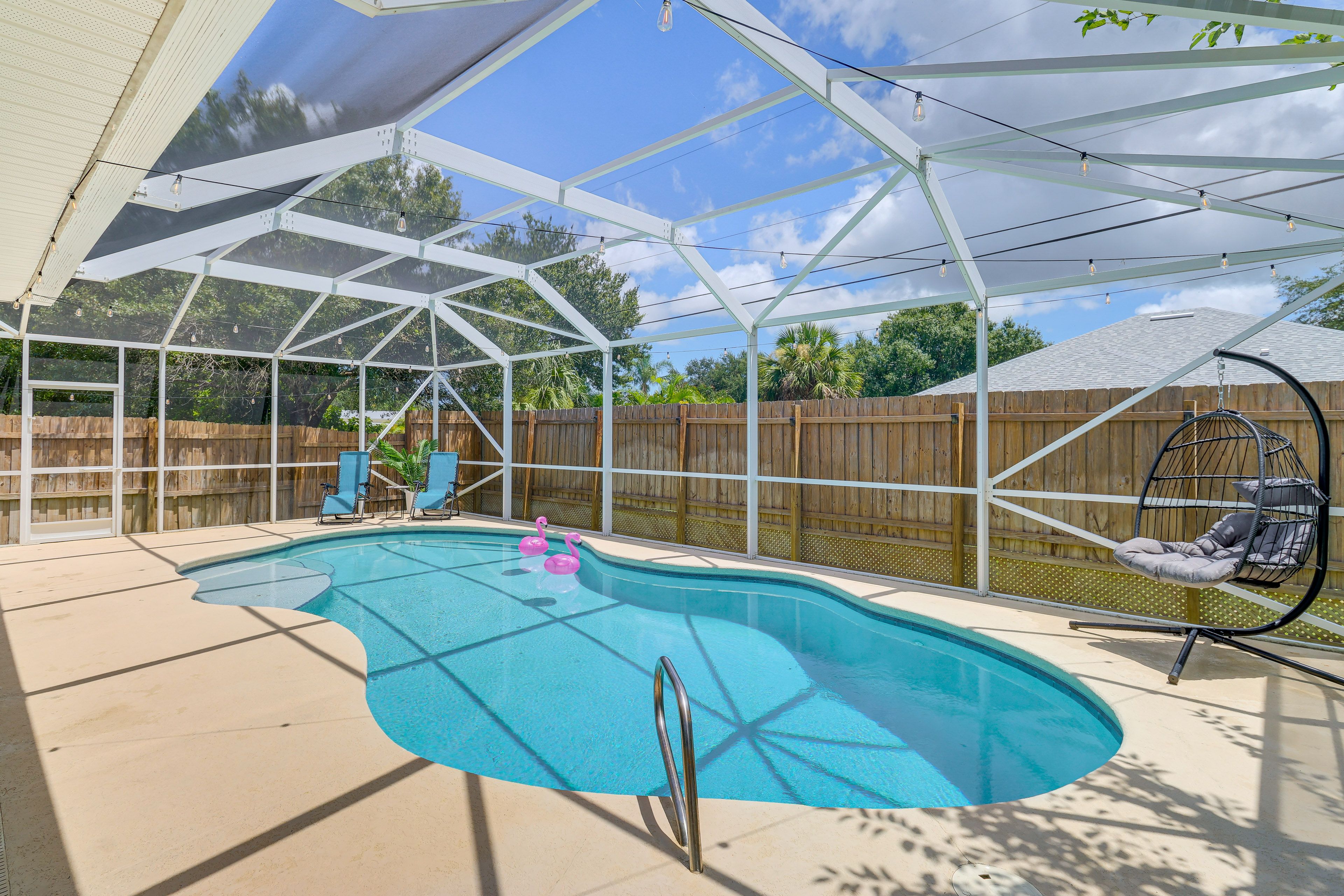 Vero Beach Vacation Rental | 3BR | 2BA | 1,800 Sq Ft | Small Step to Enter