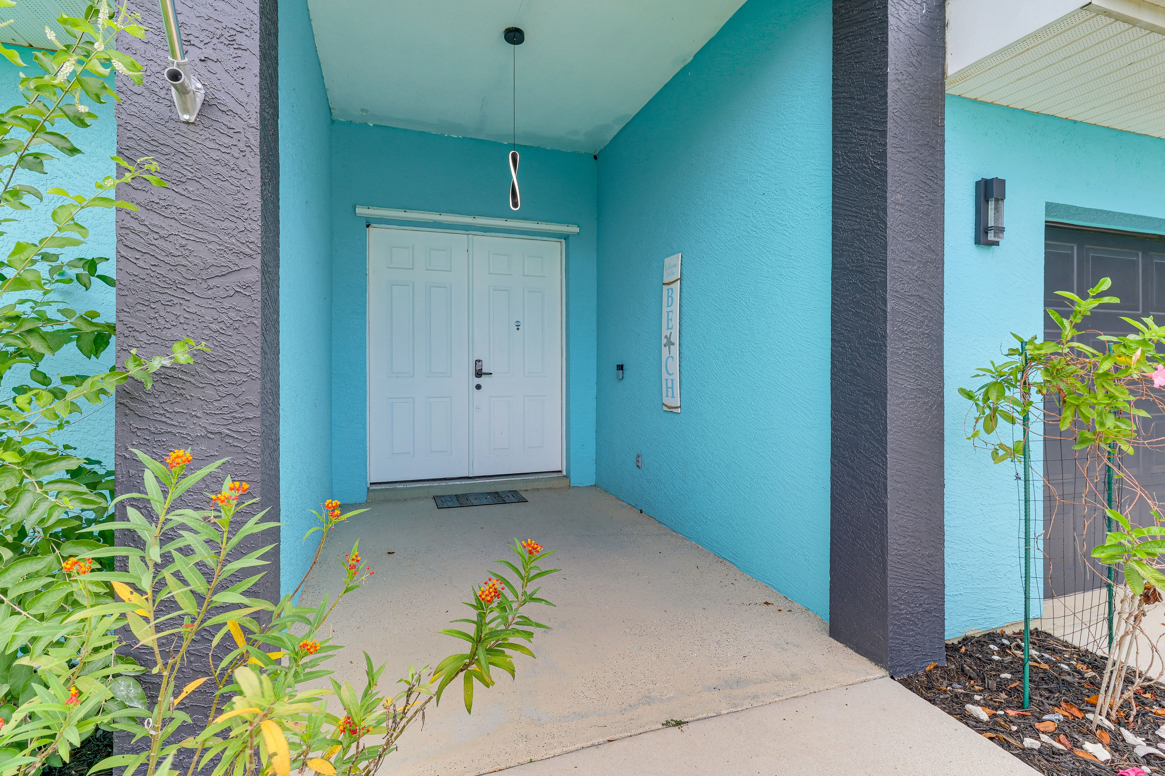 Home Exterior | Private Entrance
