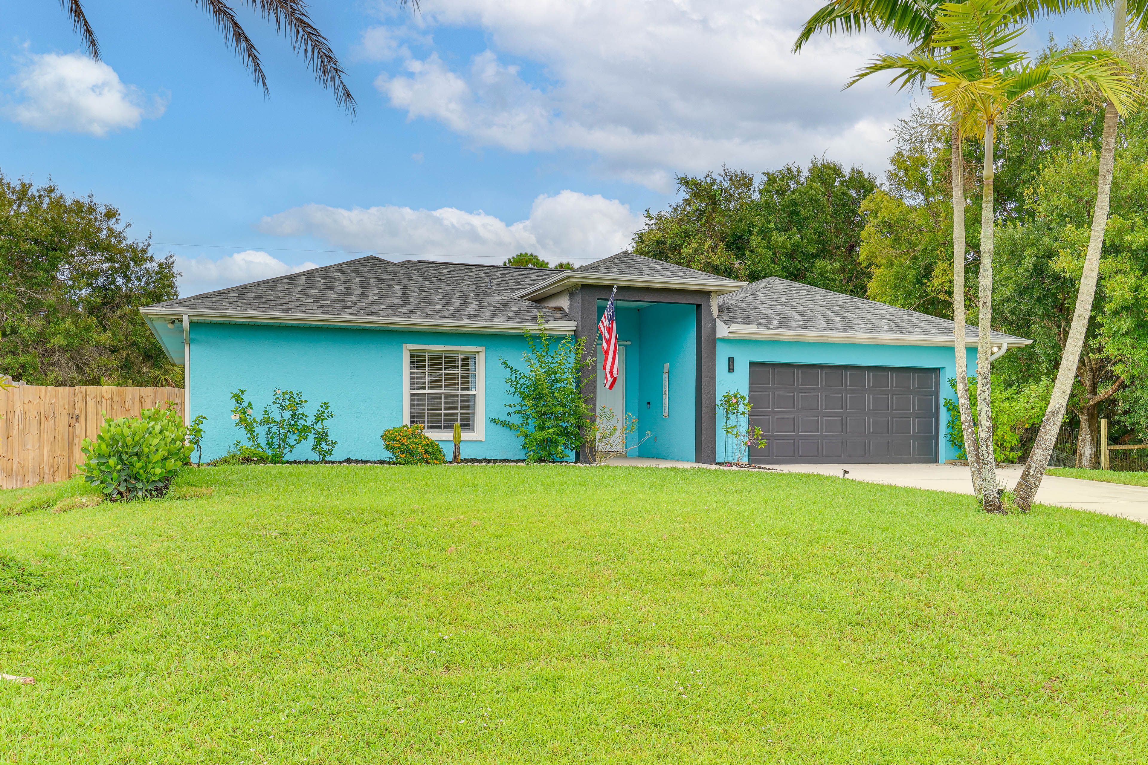 Property Exterior | Single-Story Home