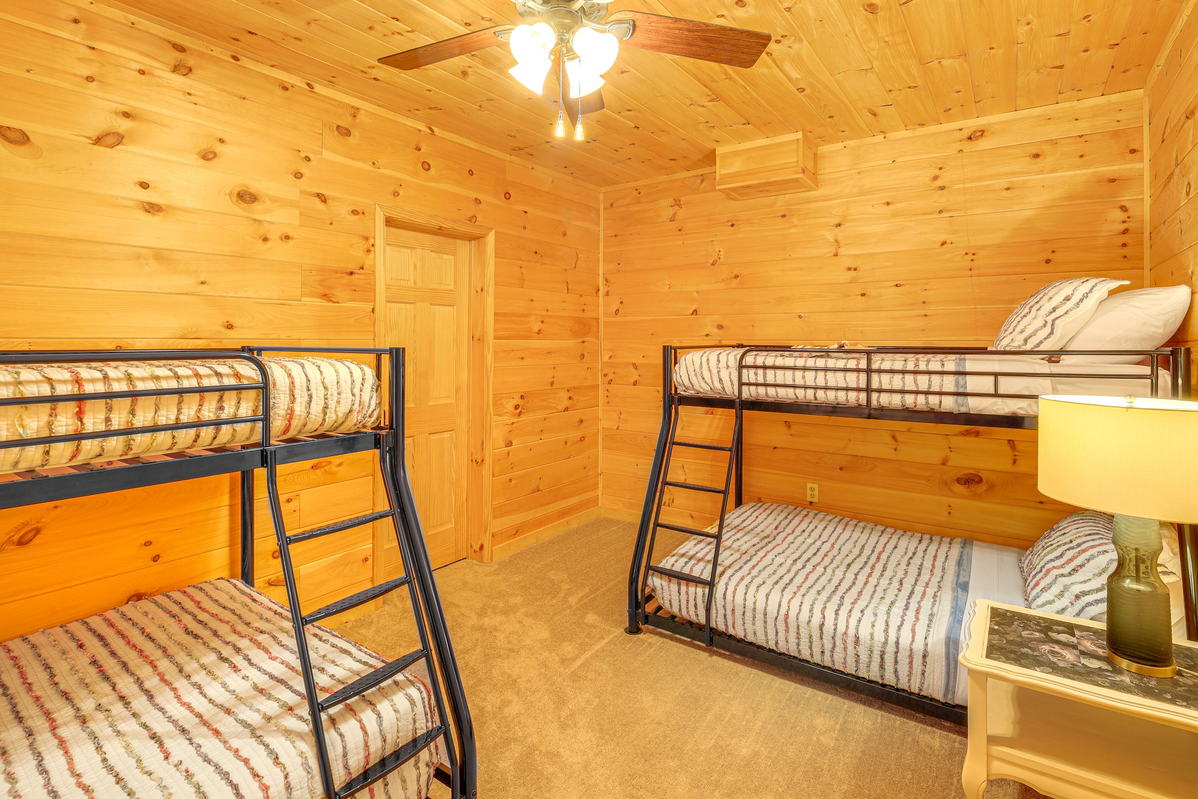 Bedroom 3 | 2 Twin/Full Bunk Beds | Basement