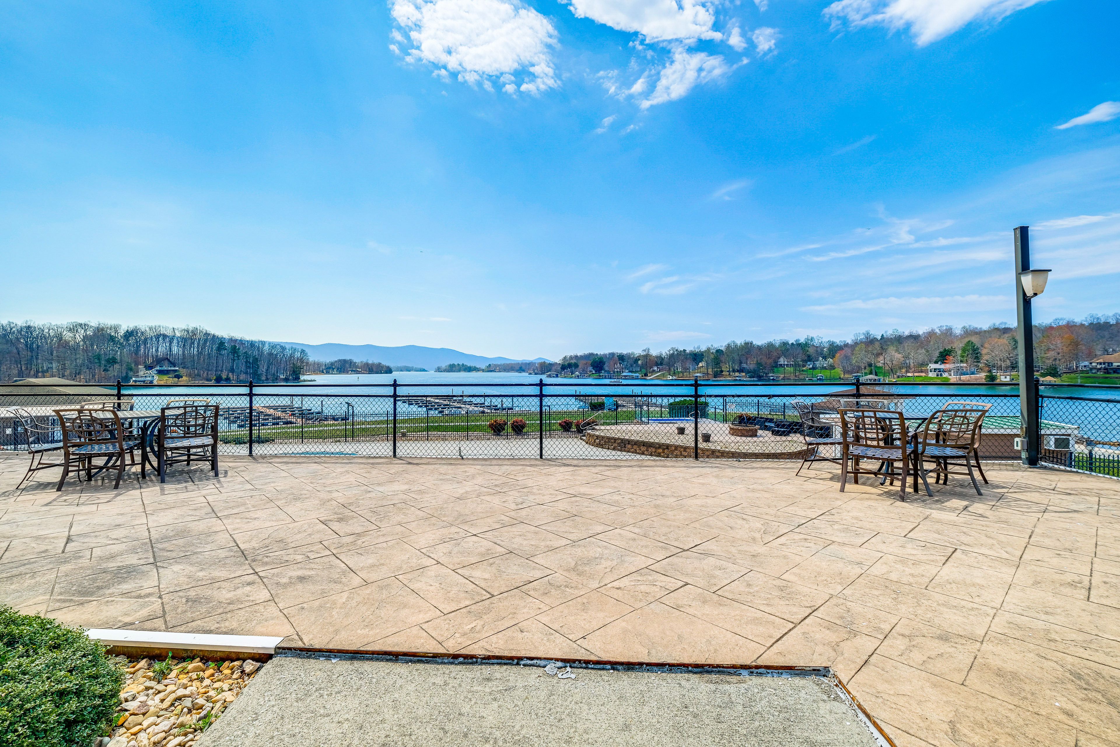 The Pointe at Mariner's Landing | Community Amenities