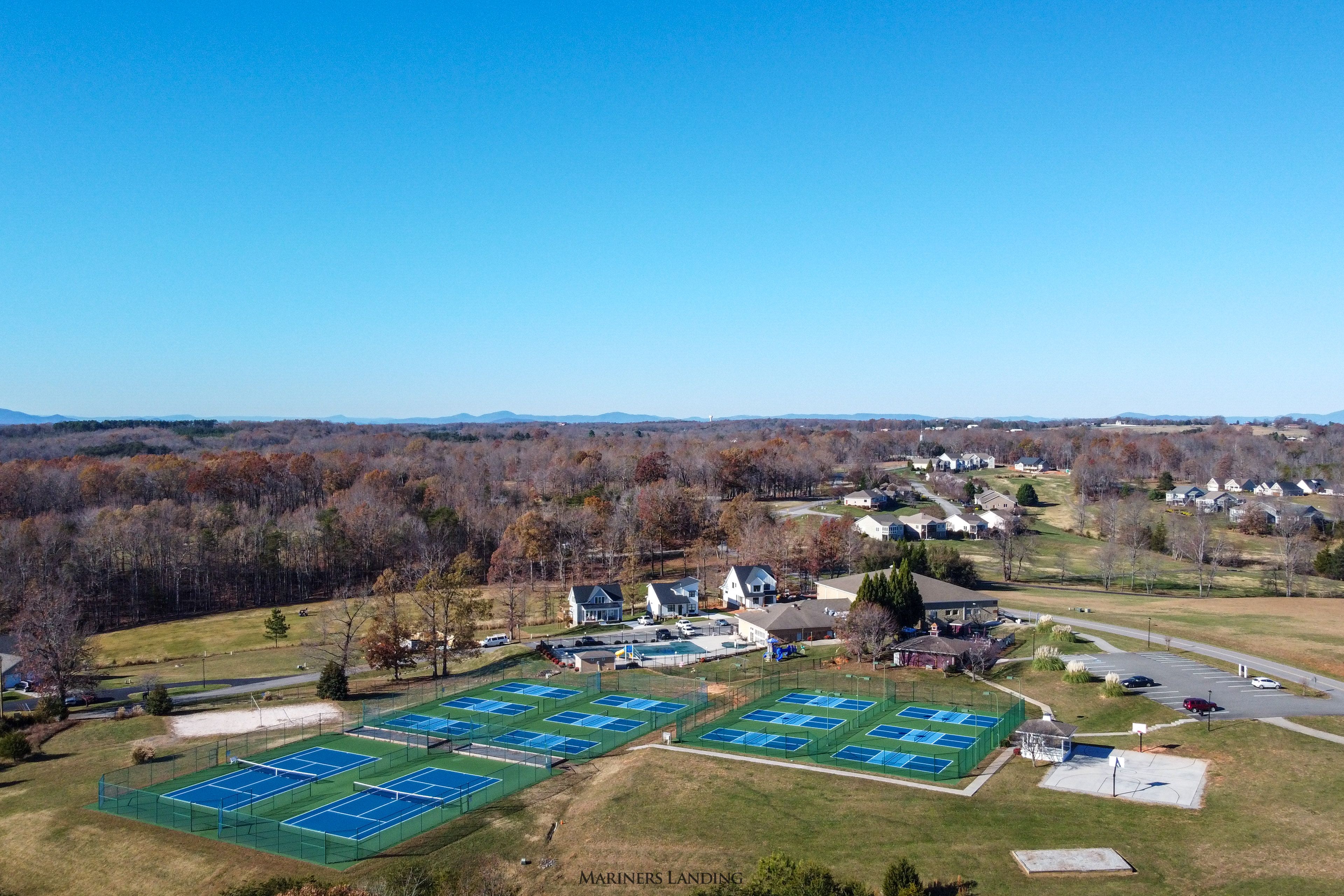Tennis & Pickleball Courts
