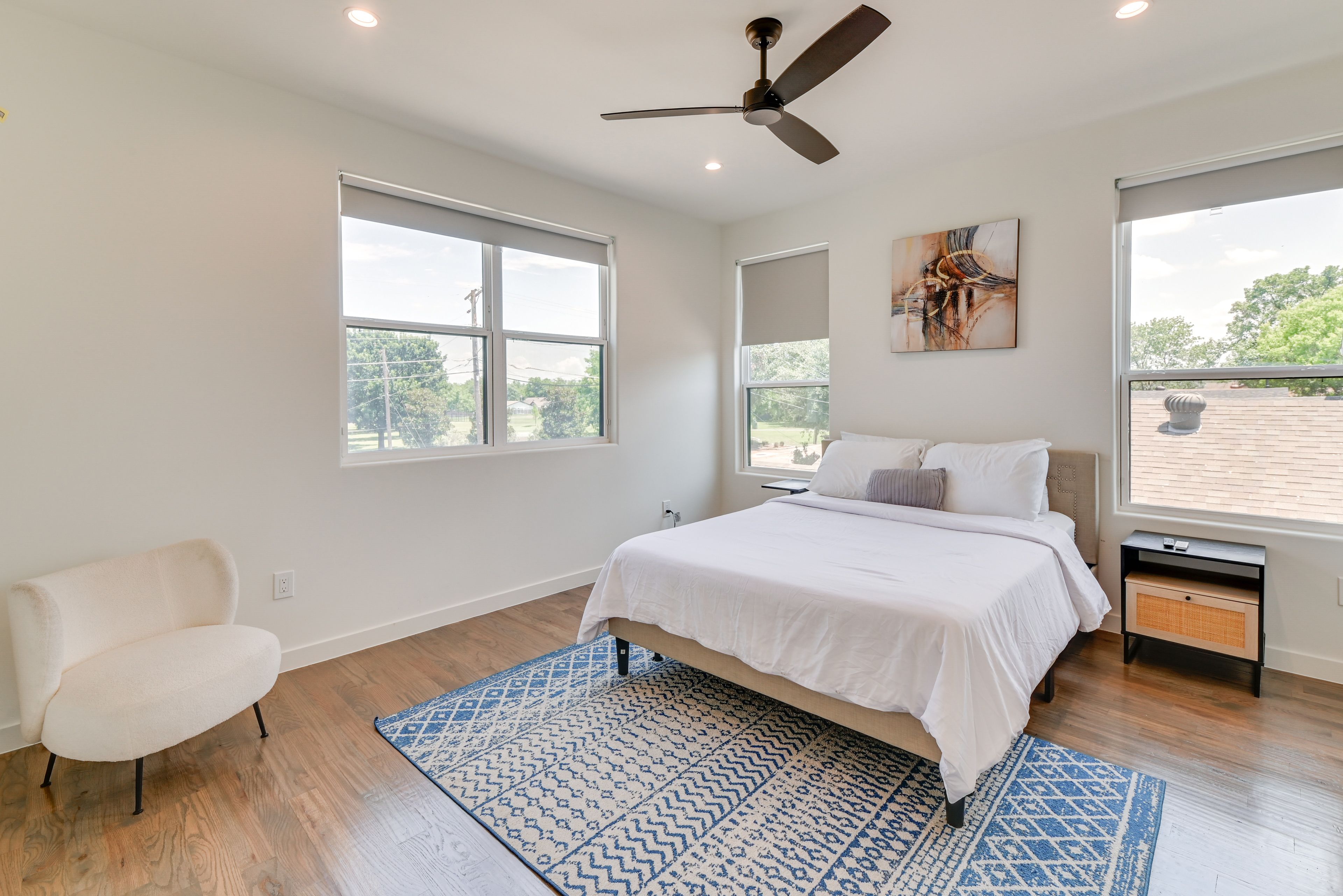 Bedroom 3 | Queen Bed | Smart TV | 2nd Floor