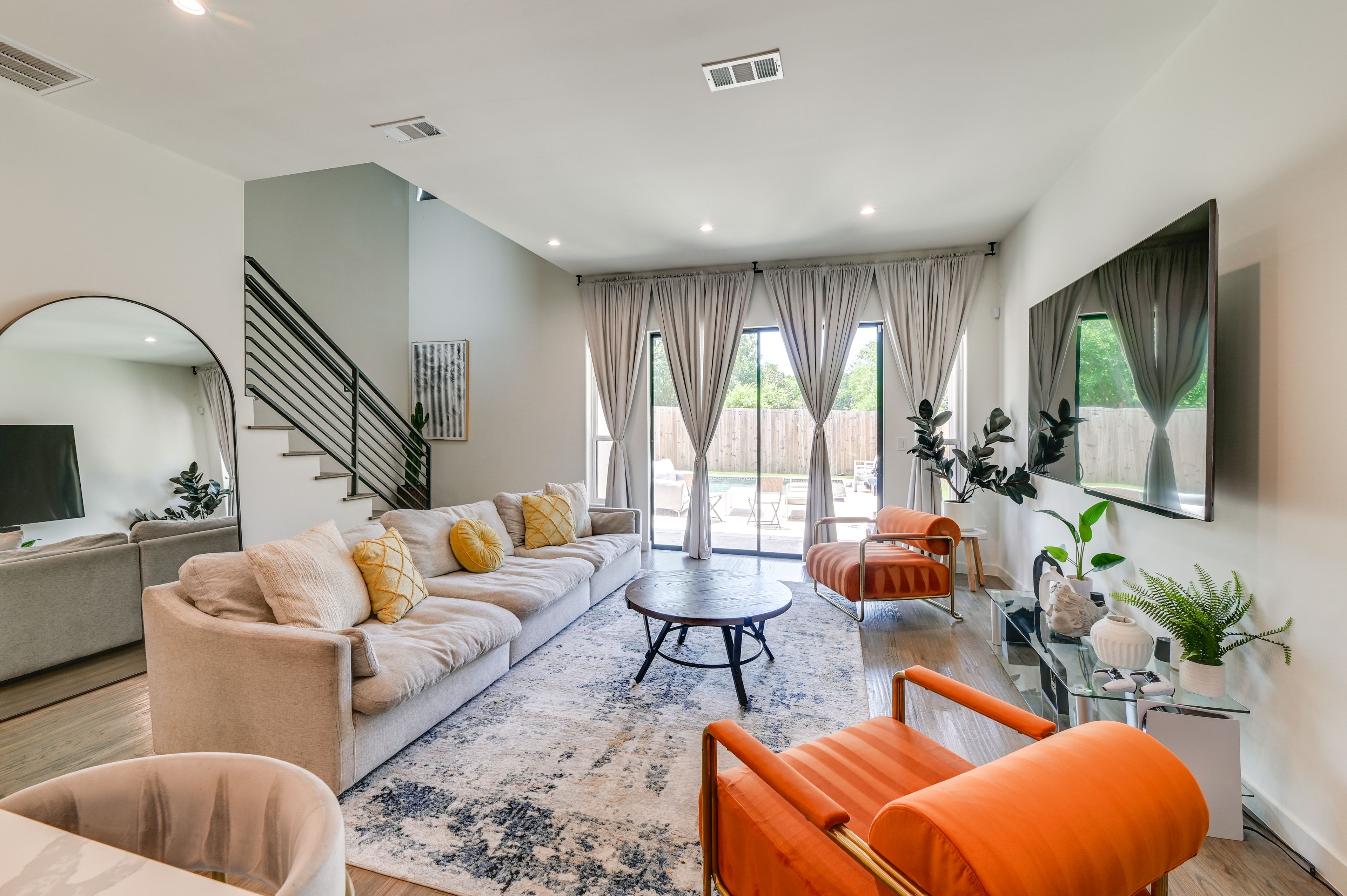 Living Room | Smart TV | 1st Floor