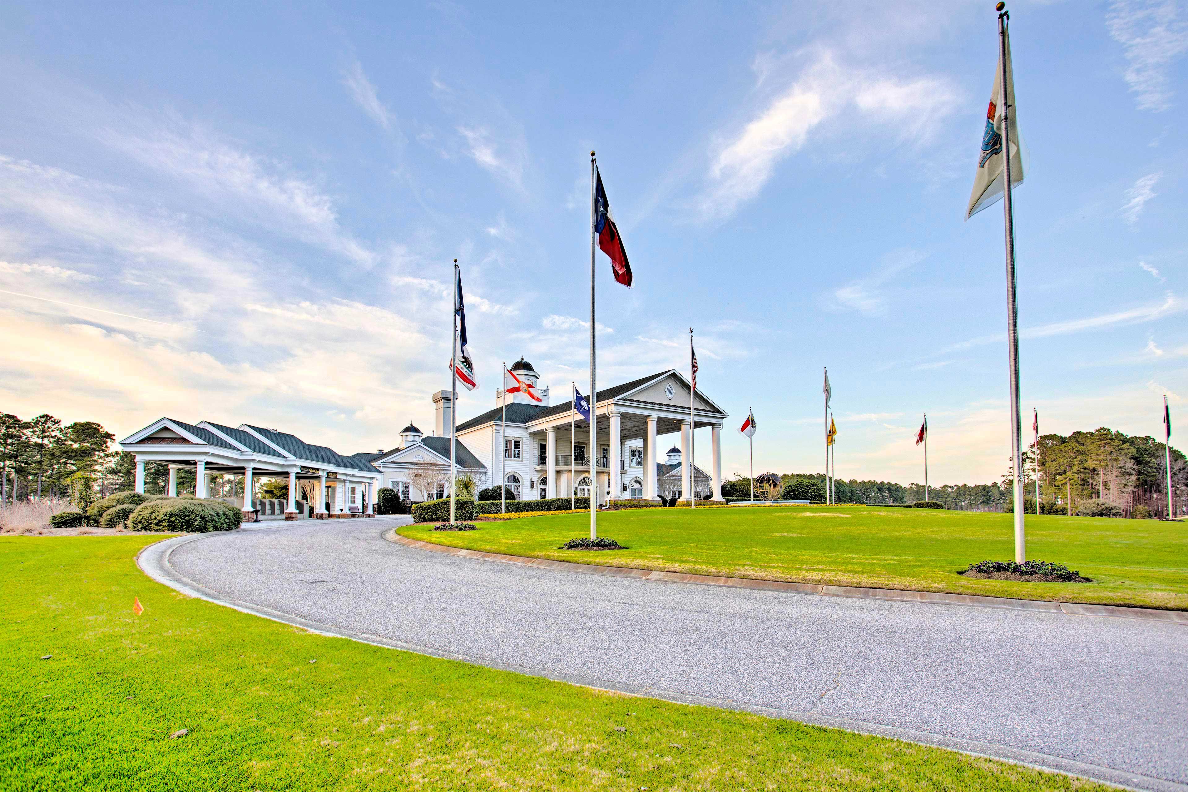 Steps to World Tour Golf Links