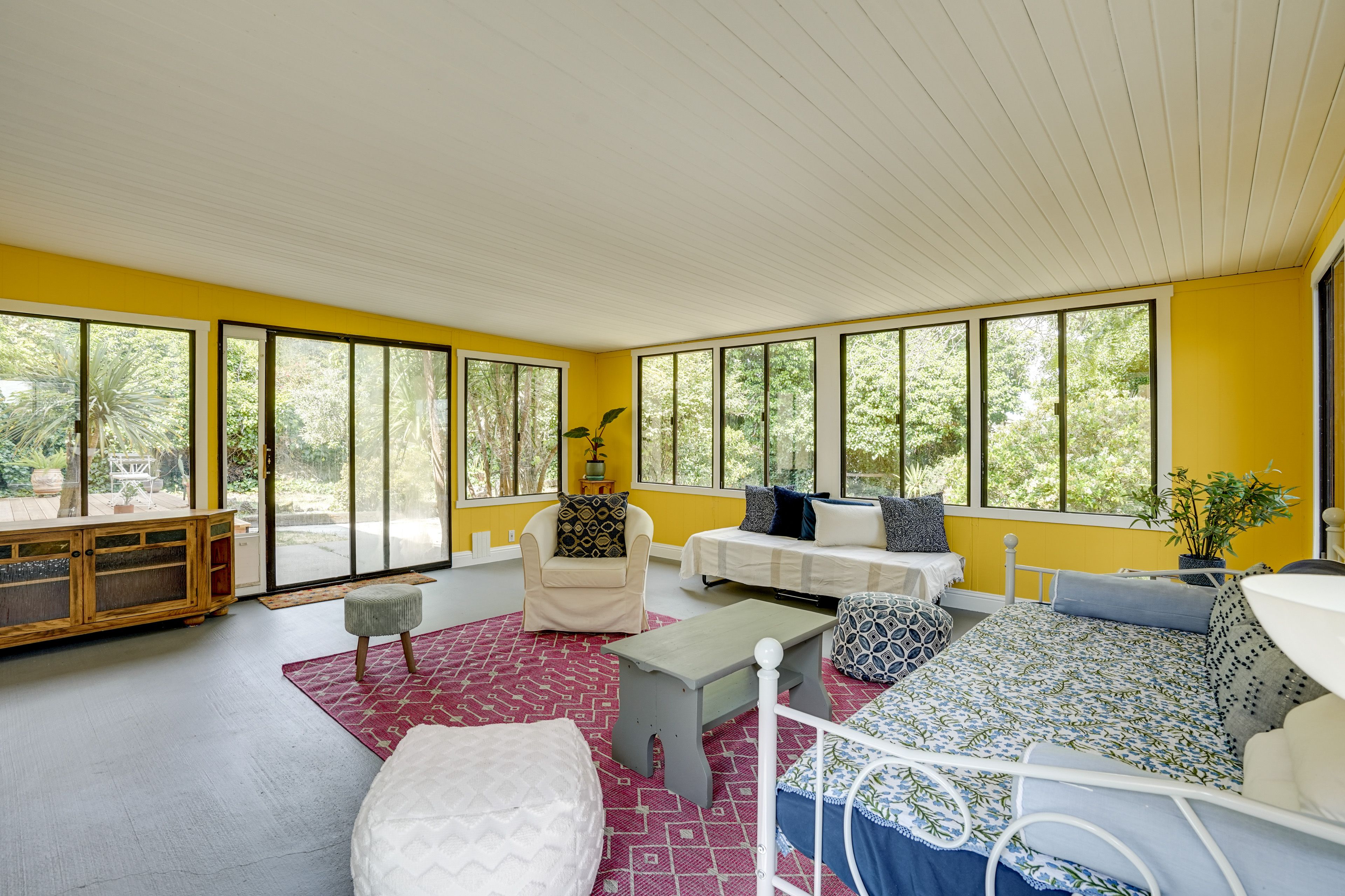 Sunroom | 1st Floor | Twin Bed | Full Daybed