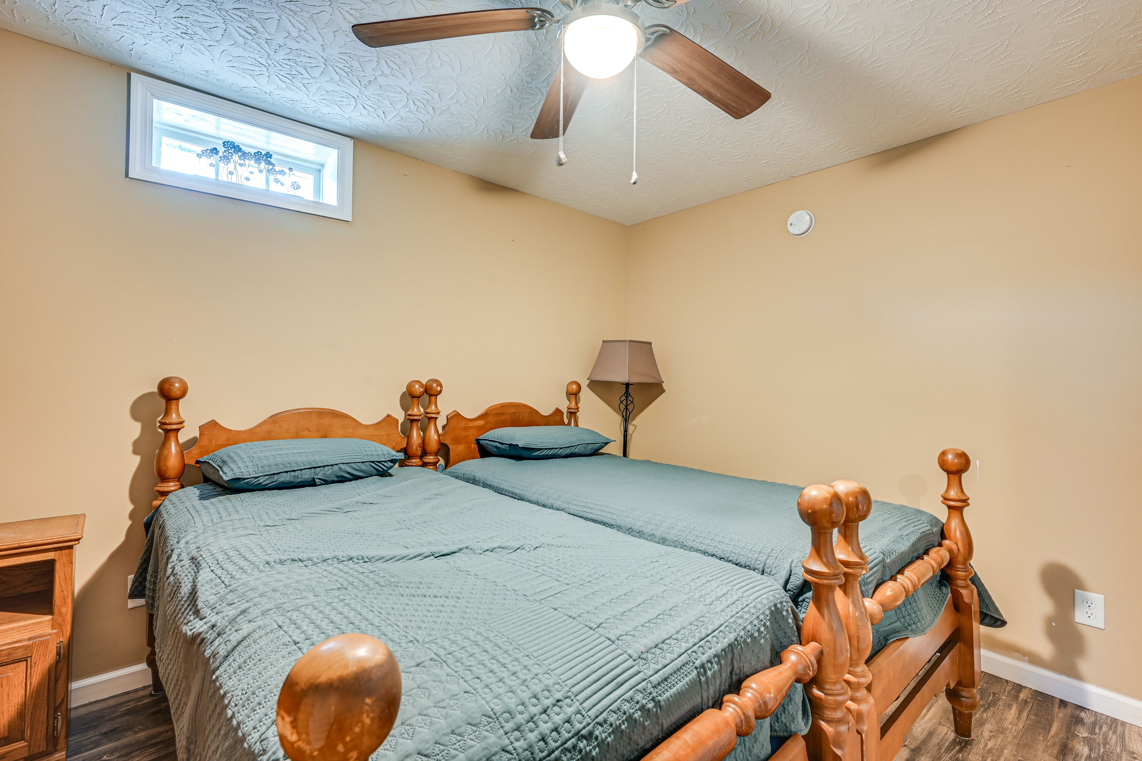 Bedroom 2 | 1st Floor | 2 Twin Beds