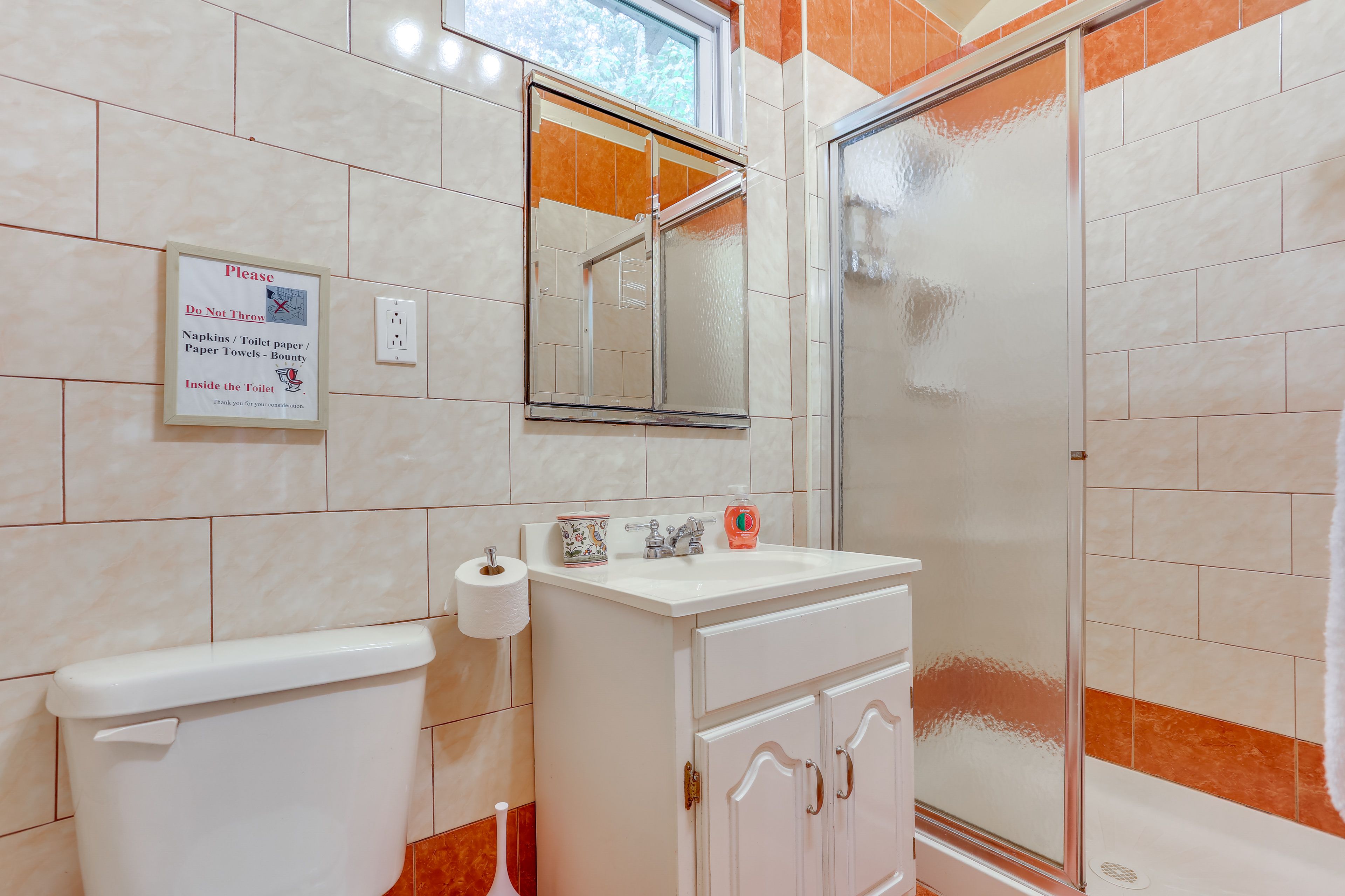 Full Bathroom