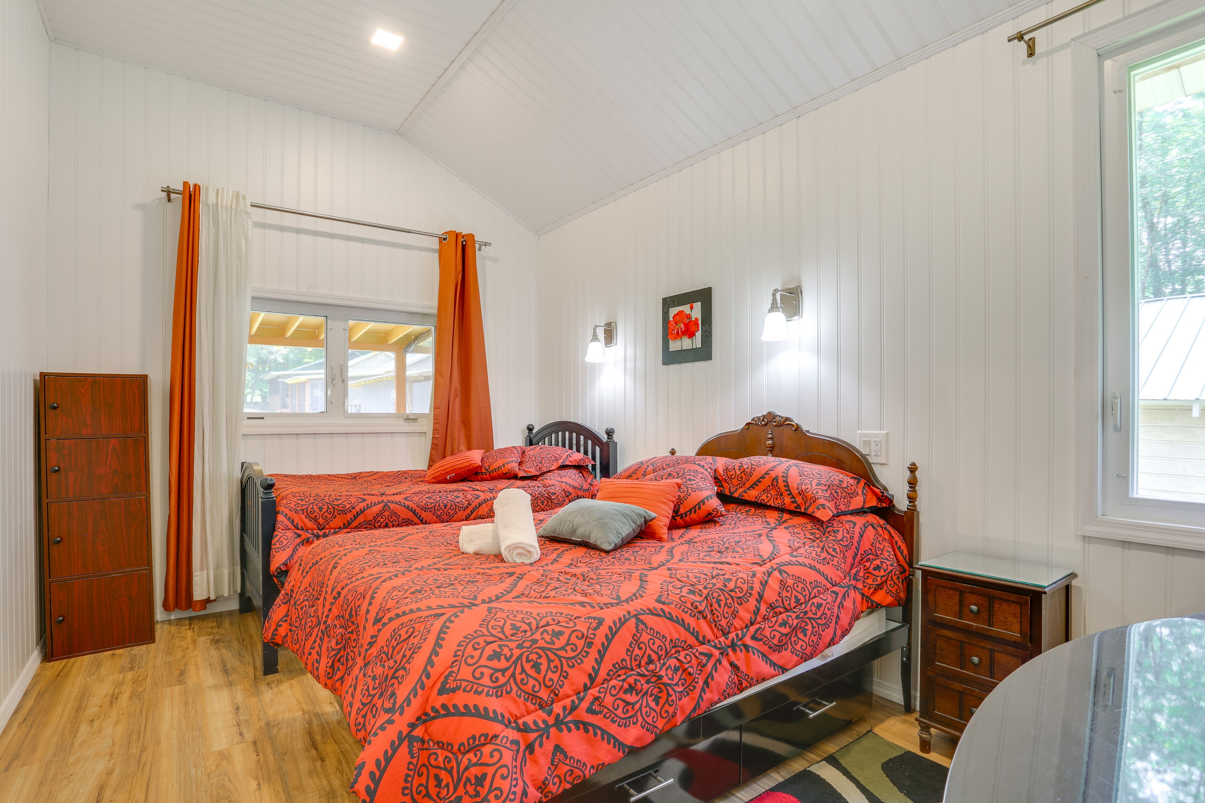 Bedroom 2 | 2 Full Beds