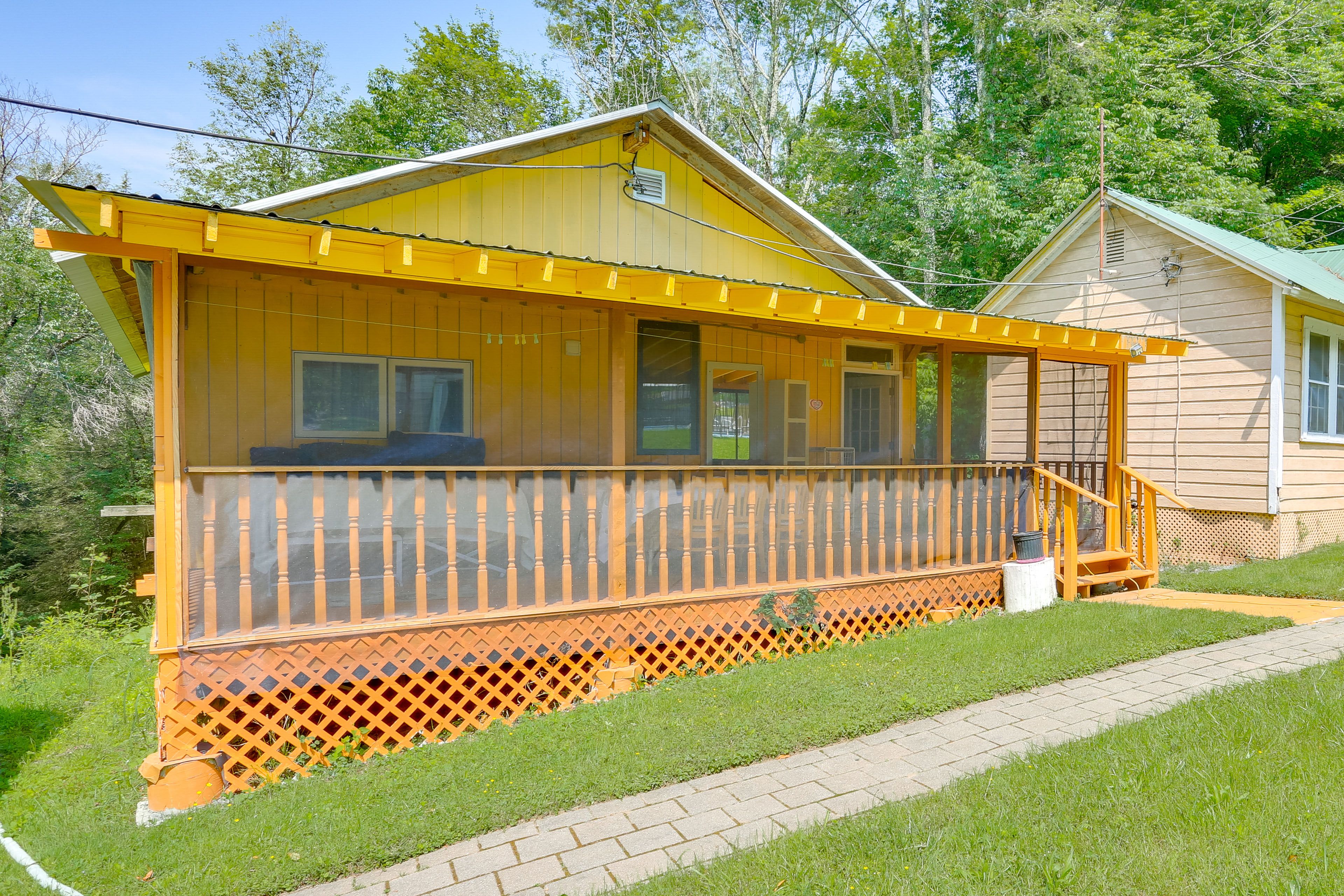 Mongaup Valley Vacation Rental | 3BR | 1.5BA | 2 Steps to Enter | 1,064 Sq Ft