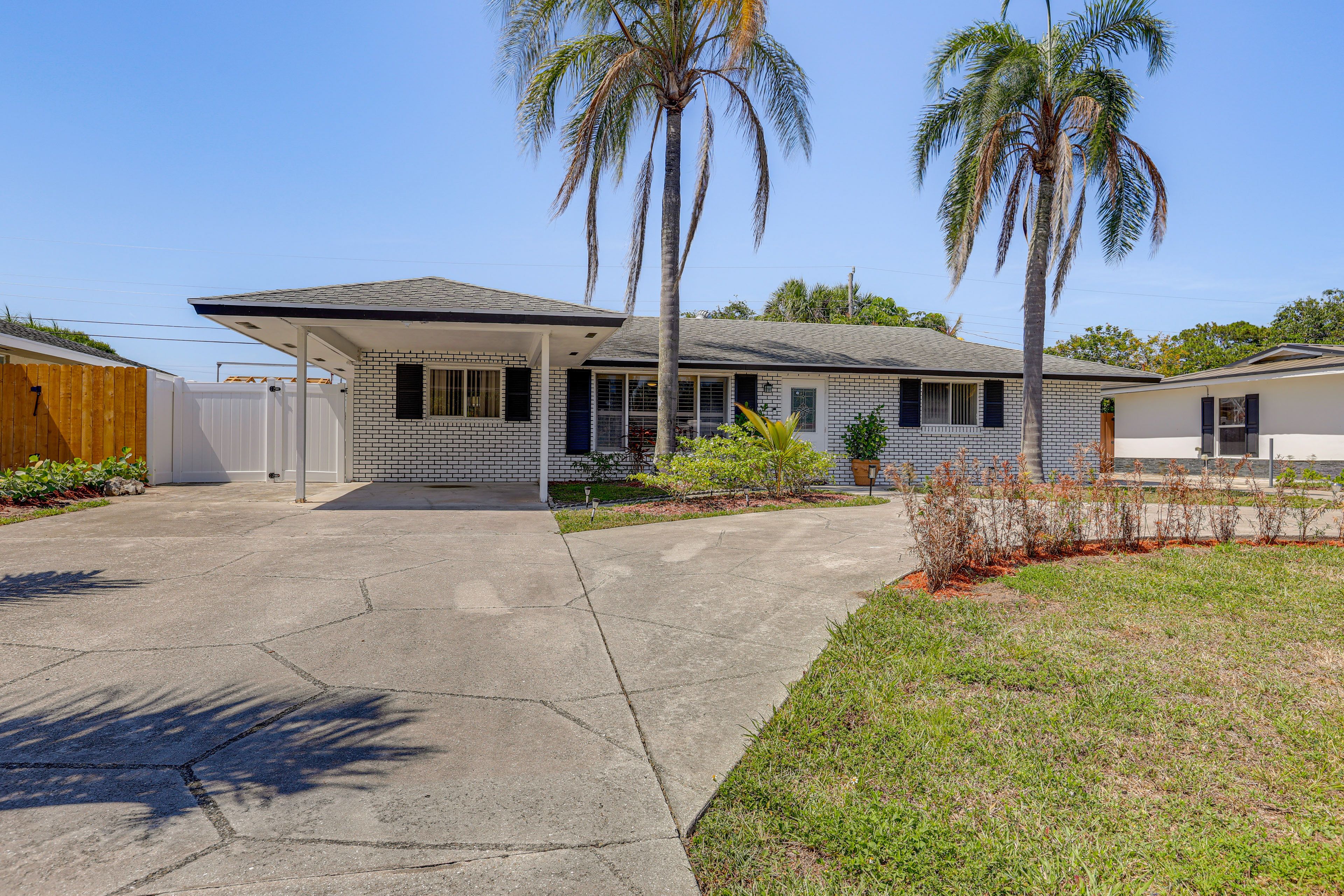 Property Exterior | Single-Story Home