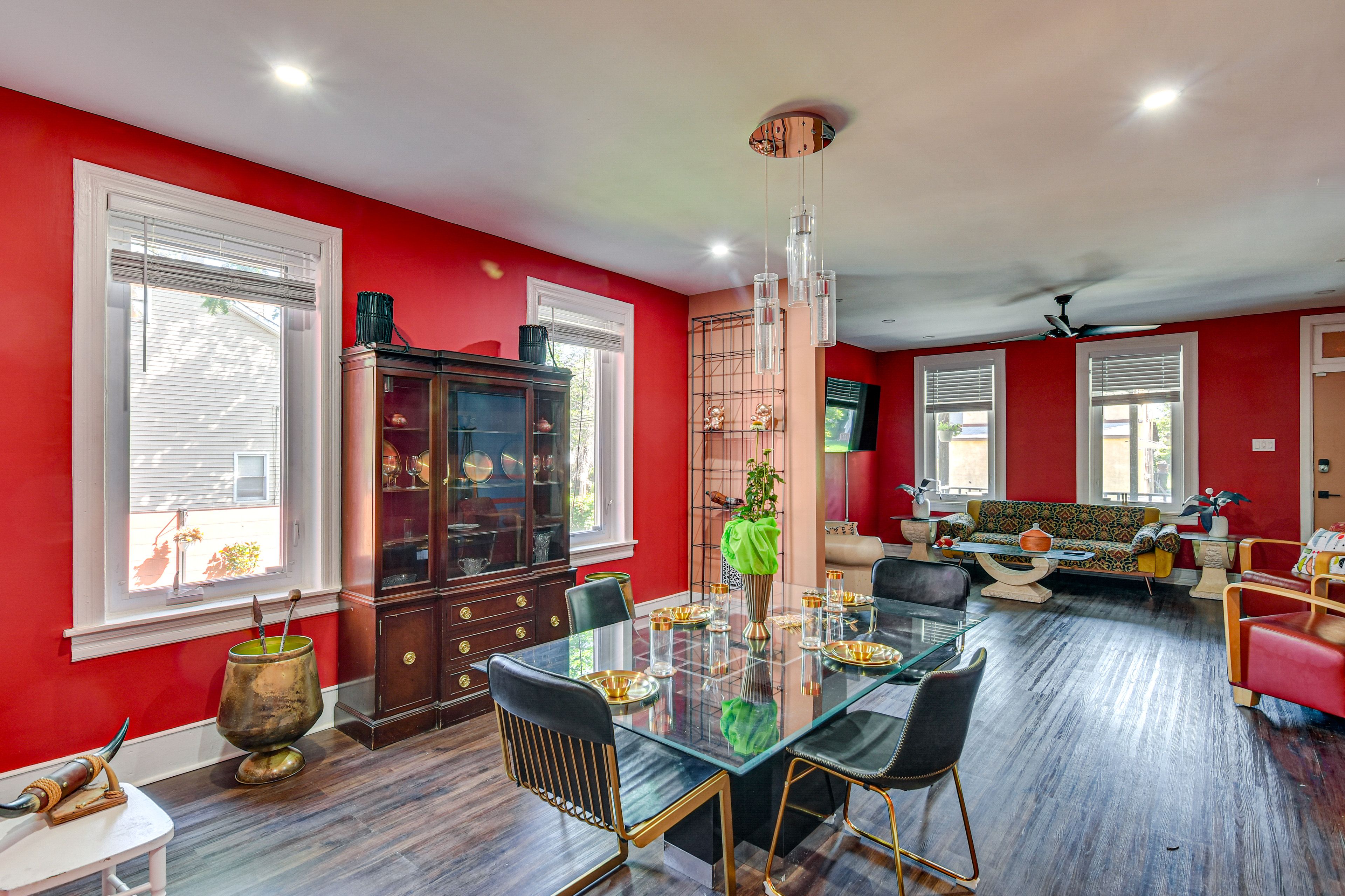 Morton Vacation Rental | 2BR | 1BA | Stairs Required | 1,600 Sq Ft