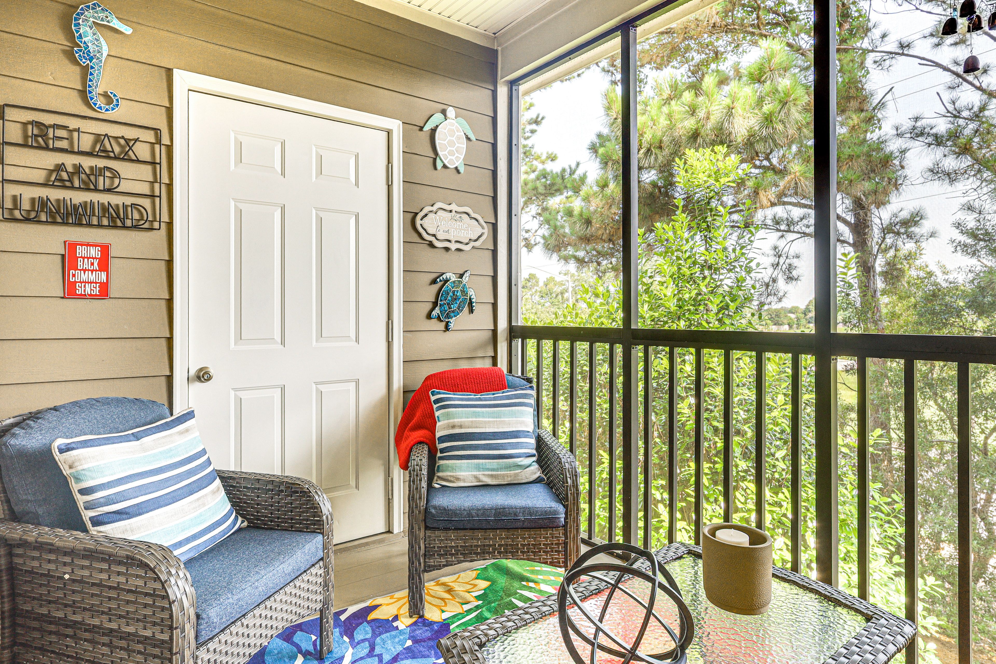 Screened Balcony
