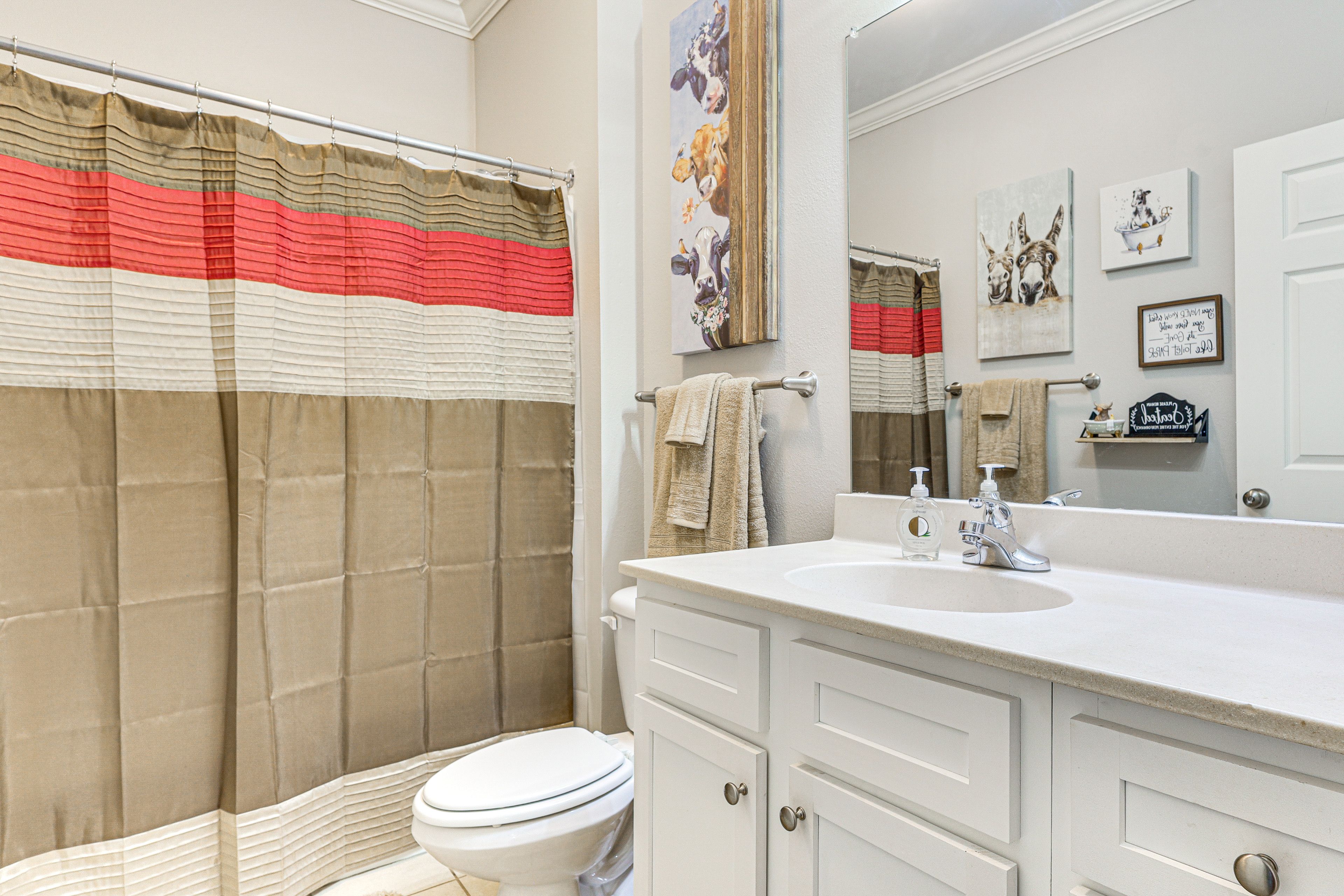 Bathroom | Towels Provided