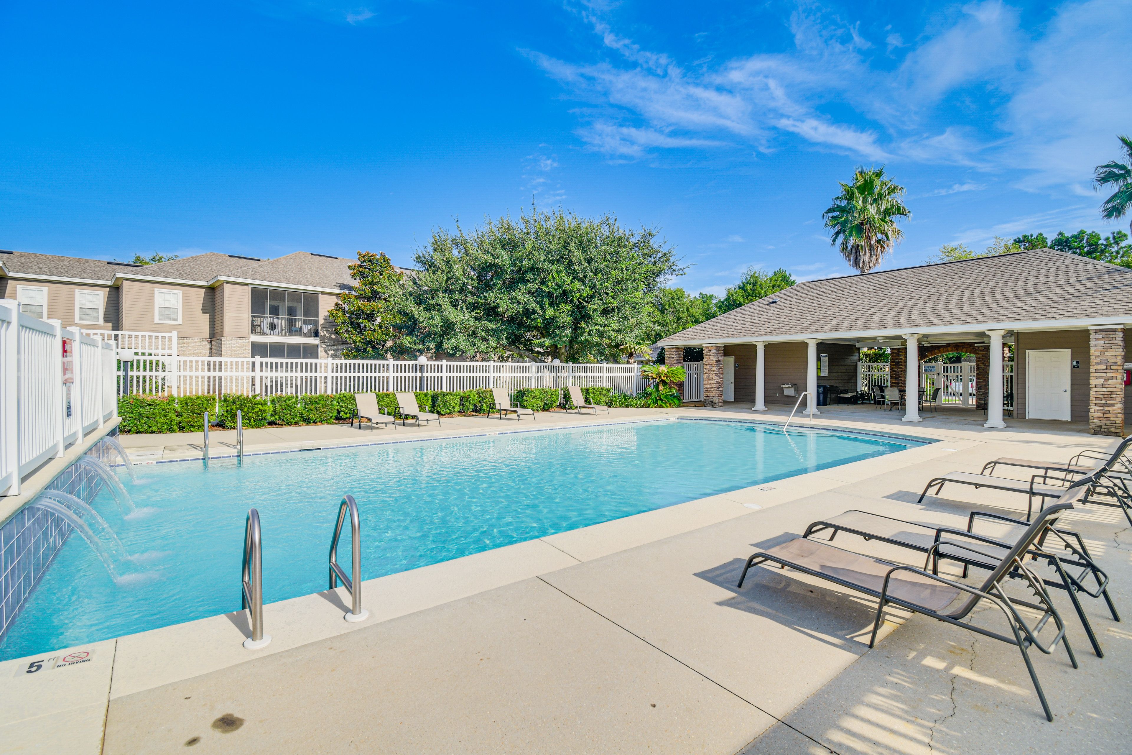Park Avenue Amenities | Community Pool