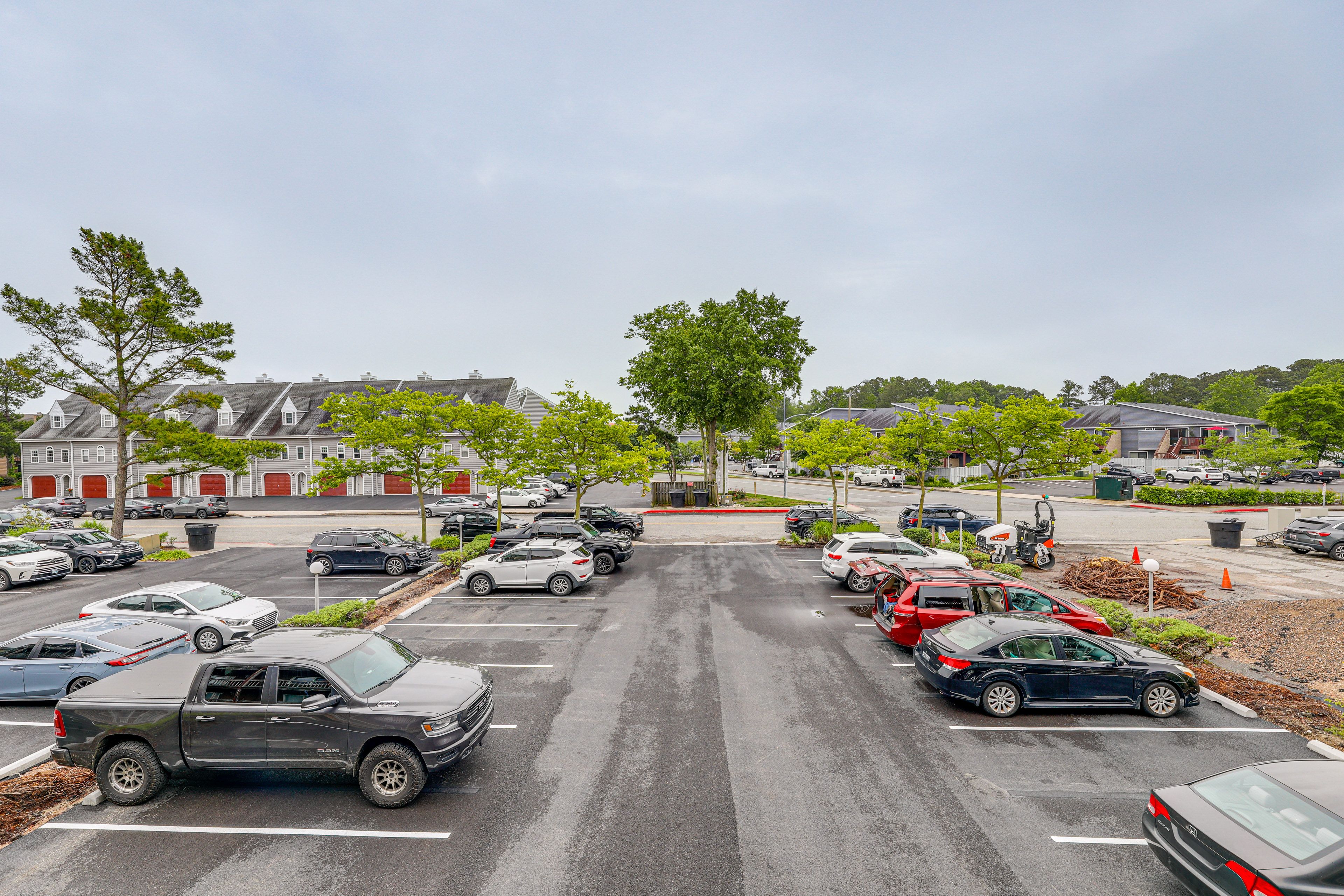 Parking | Community Parking Lot (2 Vehicles)