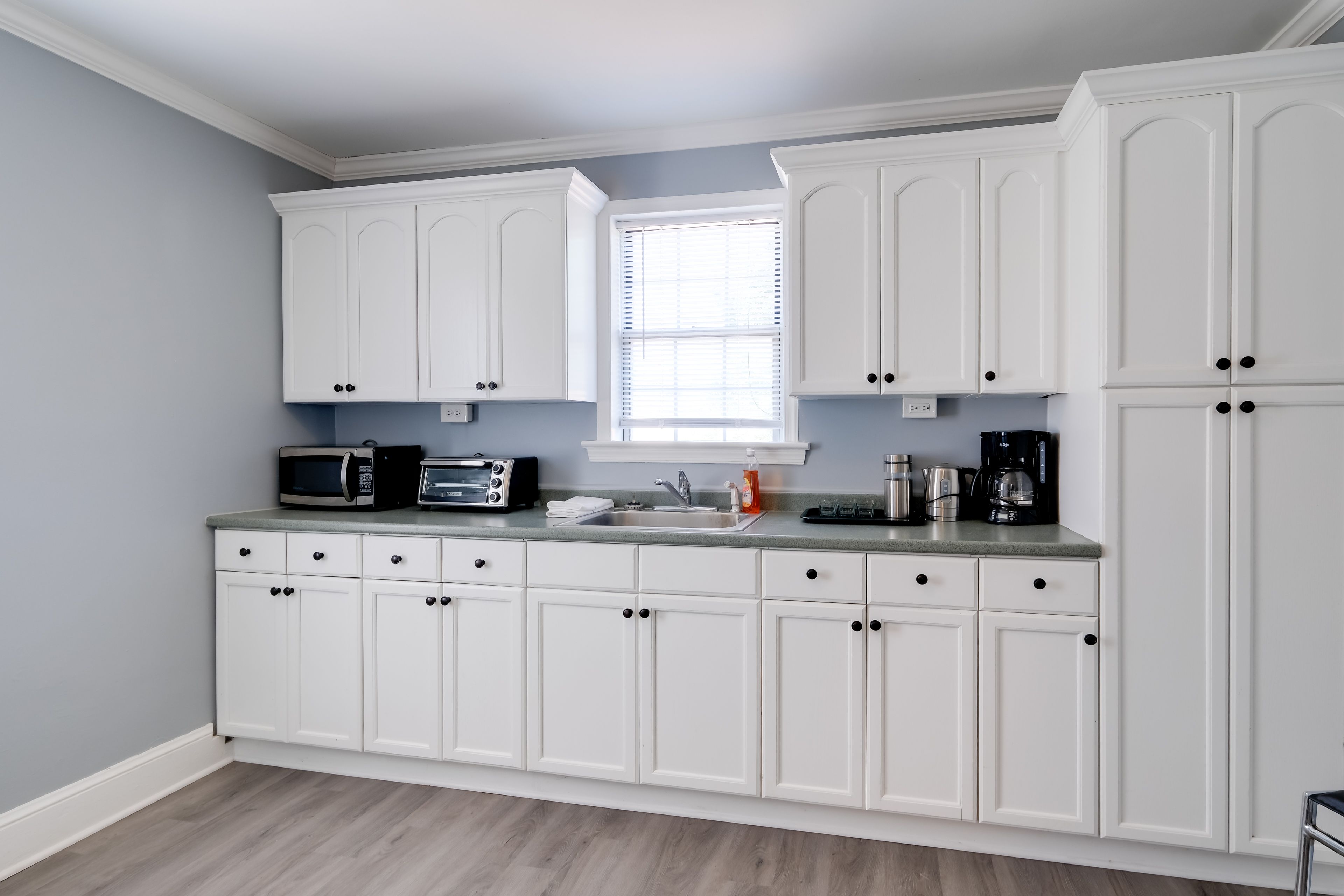 Kitchenette | Drip Coffee Maker | Free WiFi