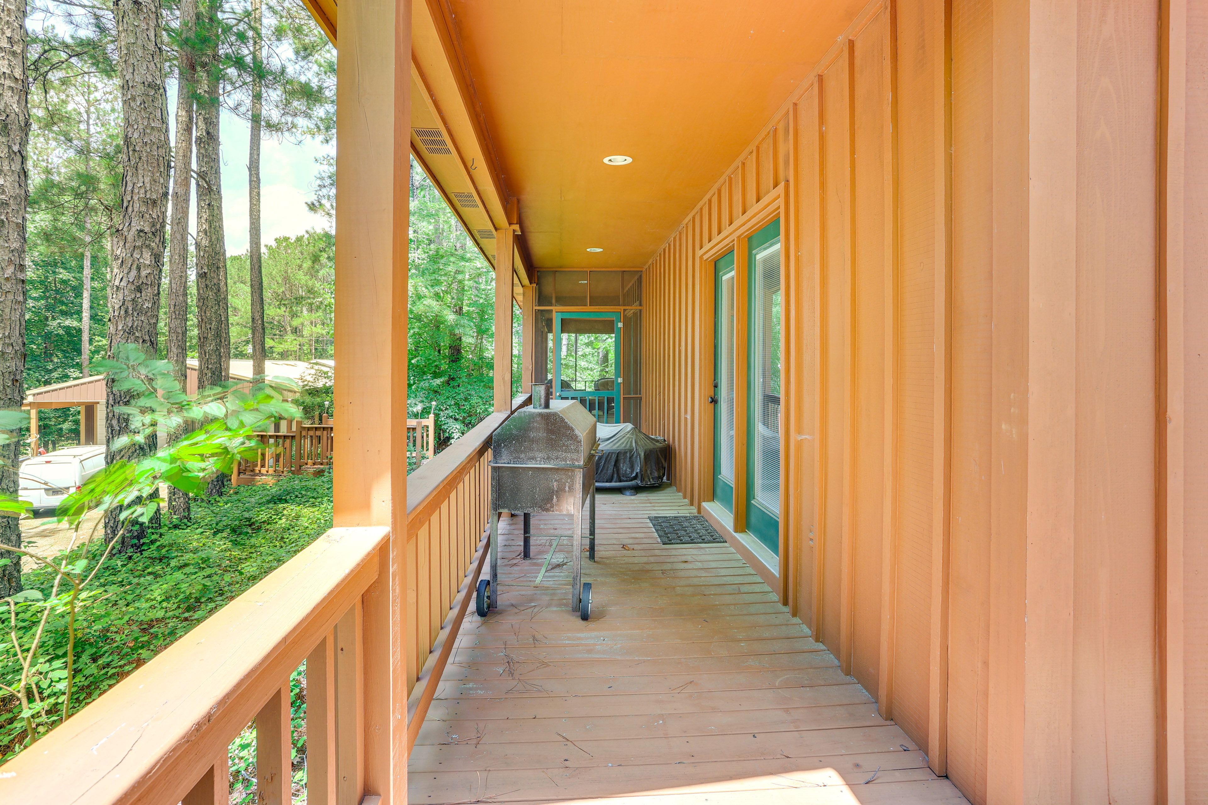 Wraparound Porch | Charcoal Grill