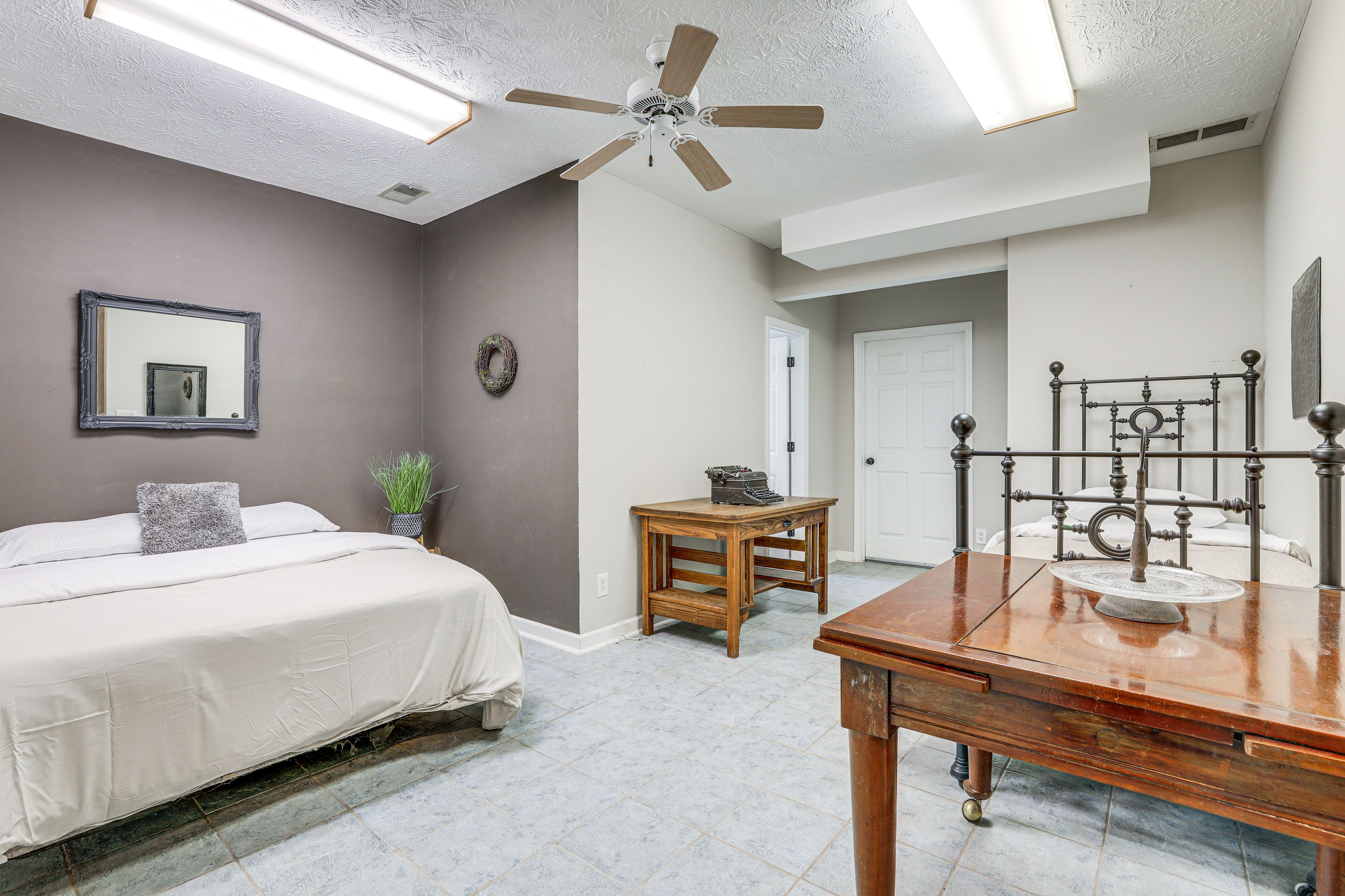 Bonus Room | Lower Level | California King Bed | Twin Bed