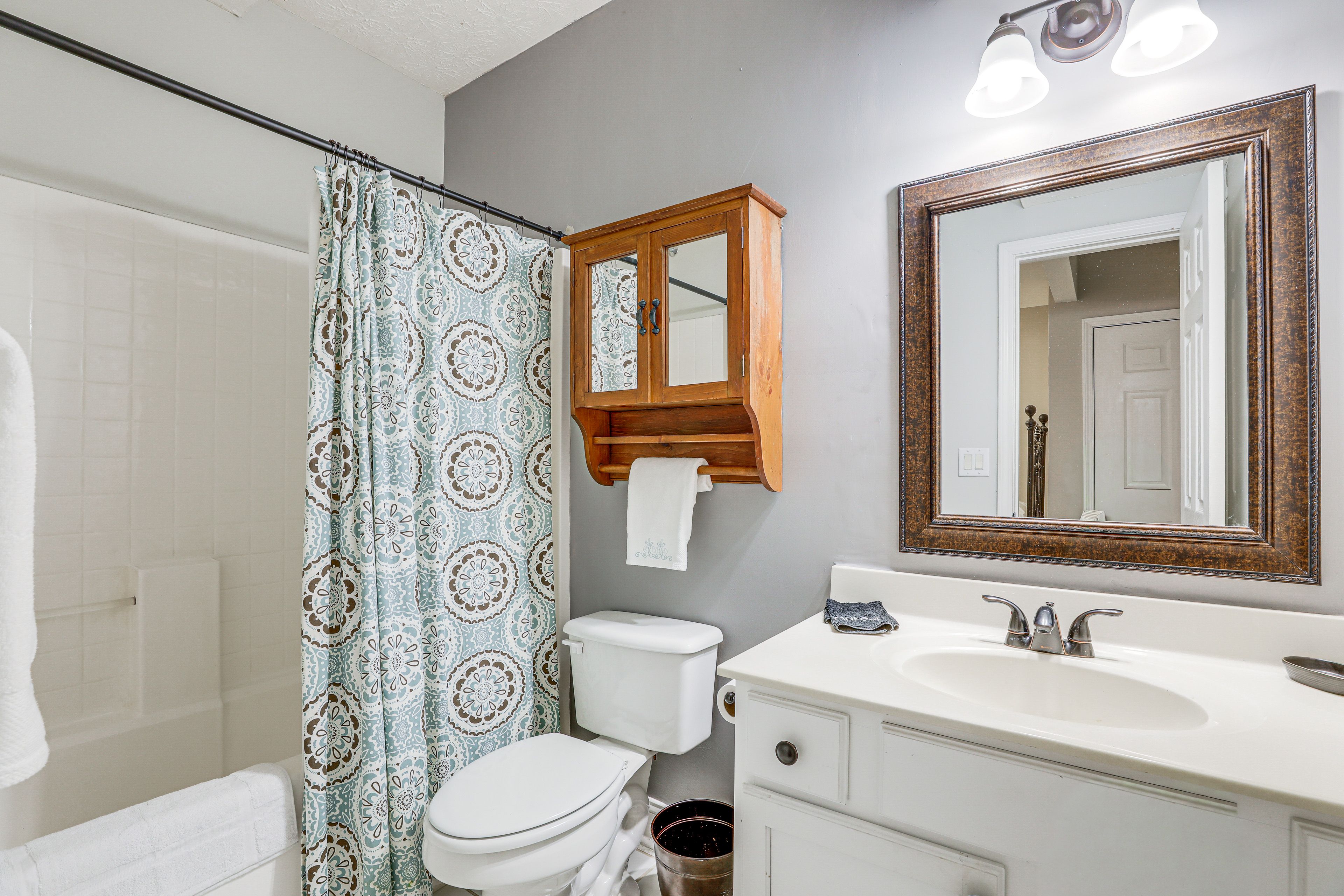 Full Bathroom | Lower Level