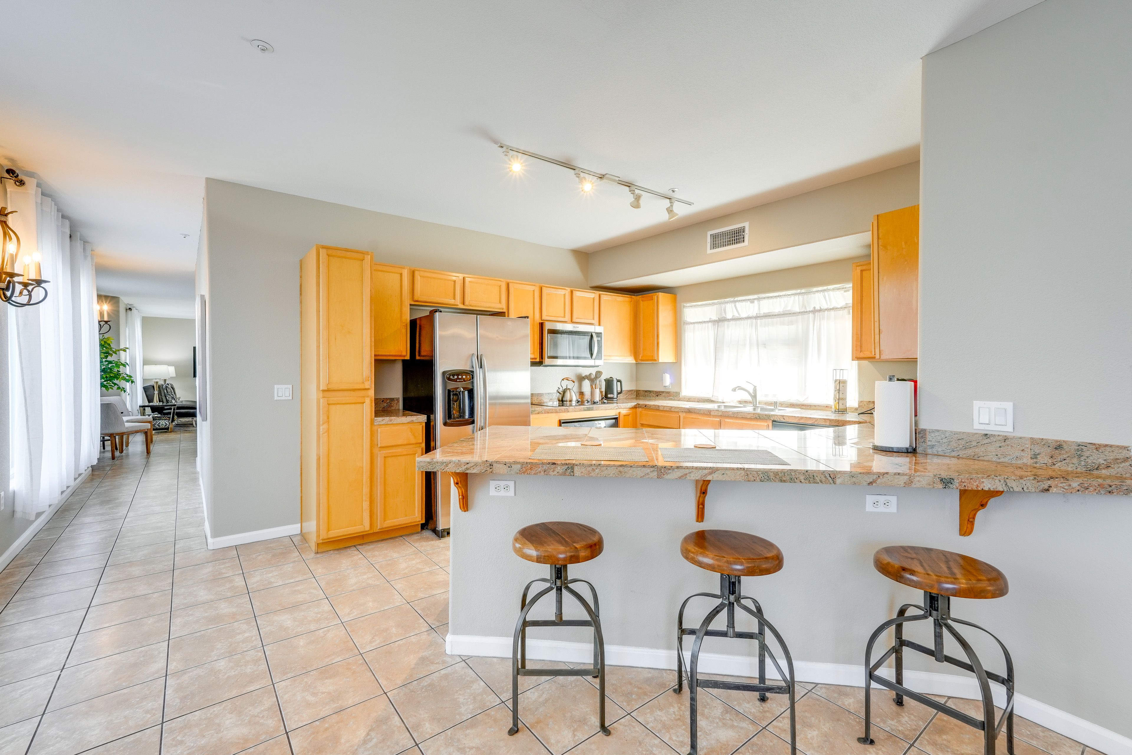 Kitchen | Breakfast Bar | Cooking Basics