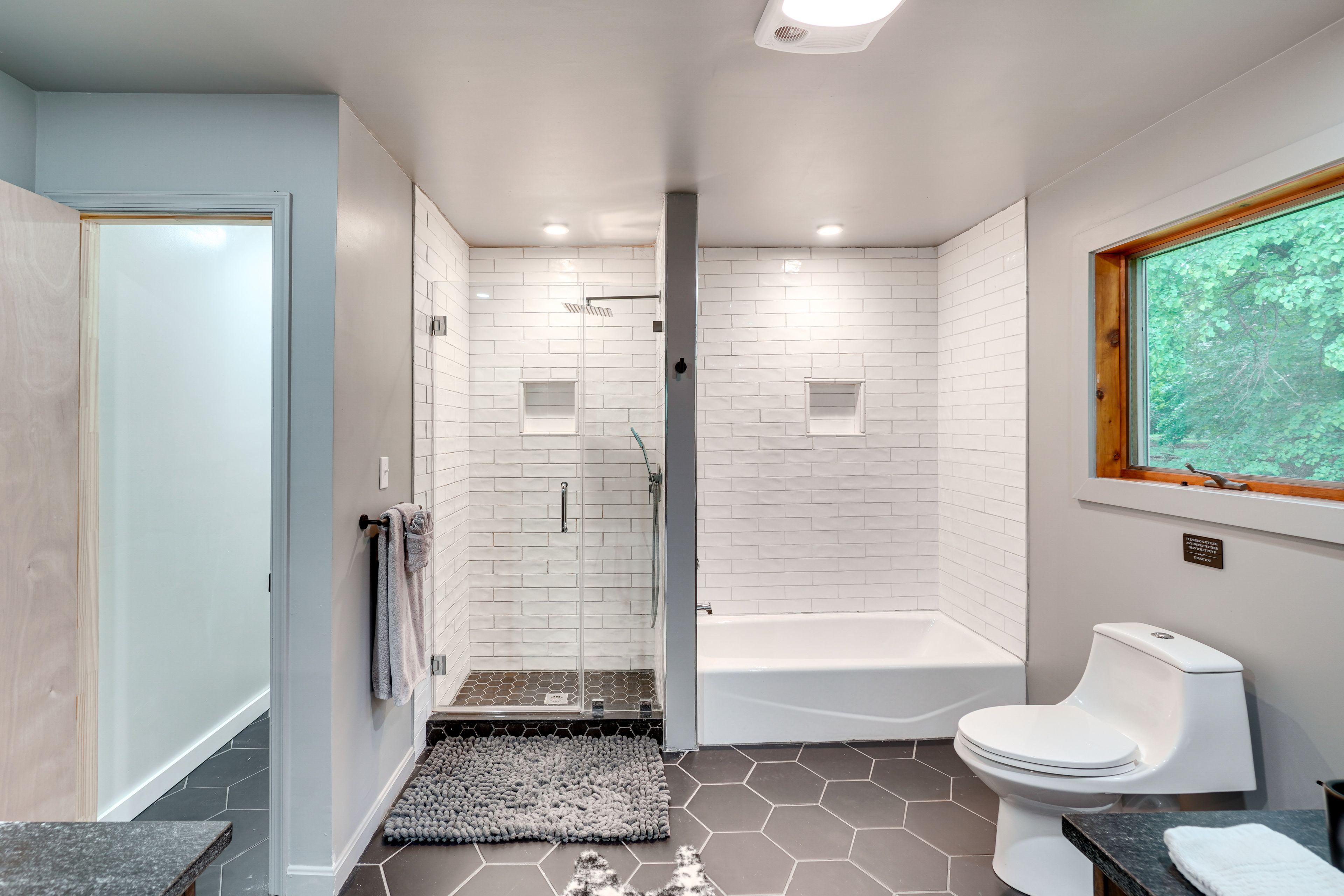 Full Bathroom | Basement