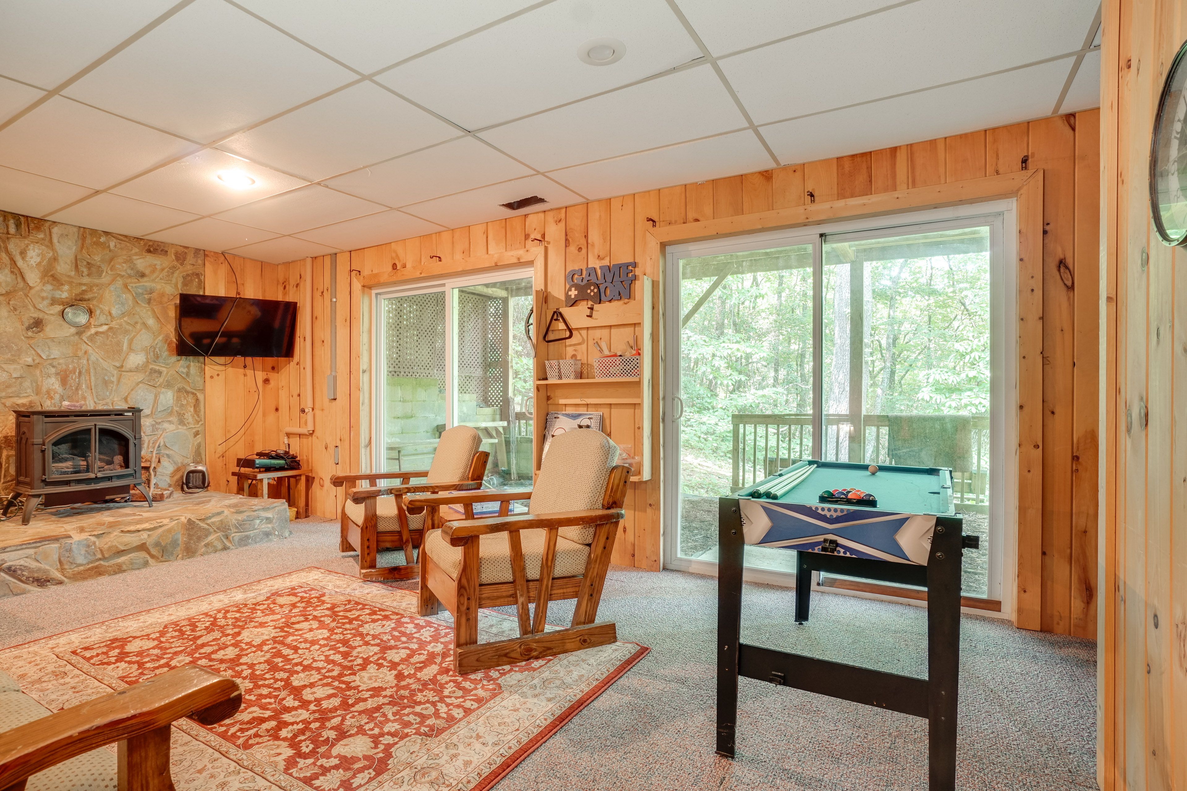 Game Room | 2-Story Cabin | Free WiFi | Central A/C & Electric Heating